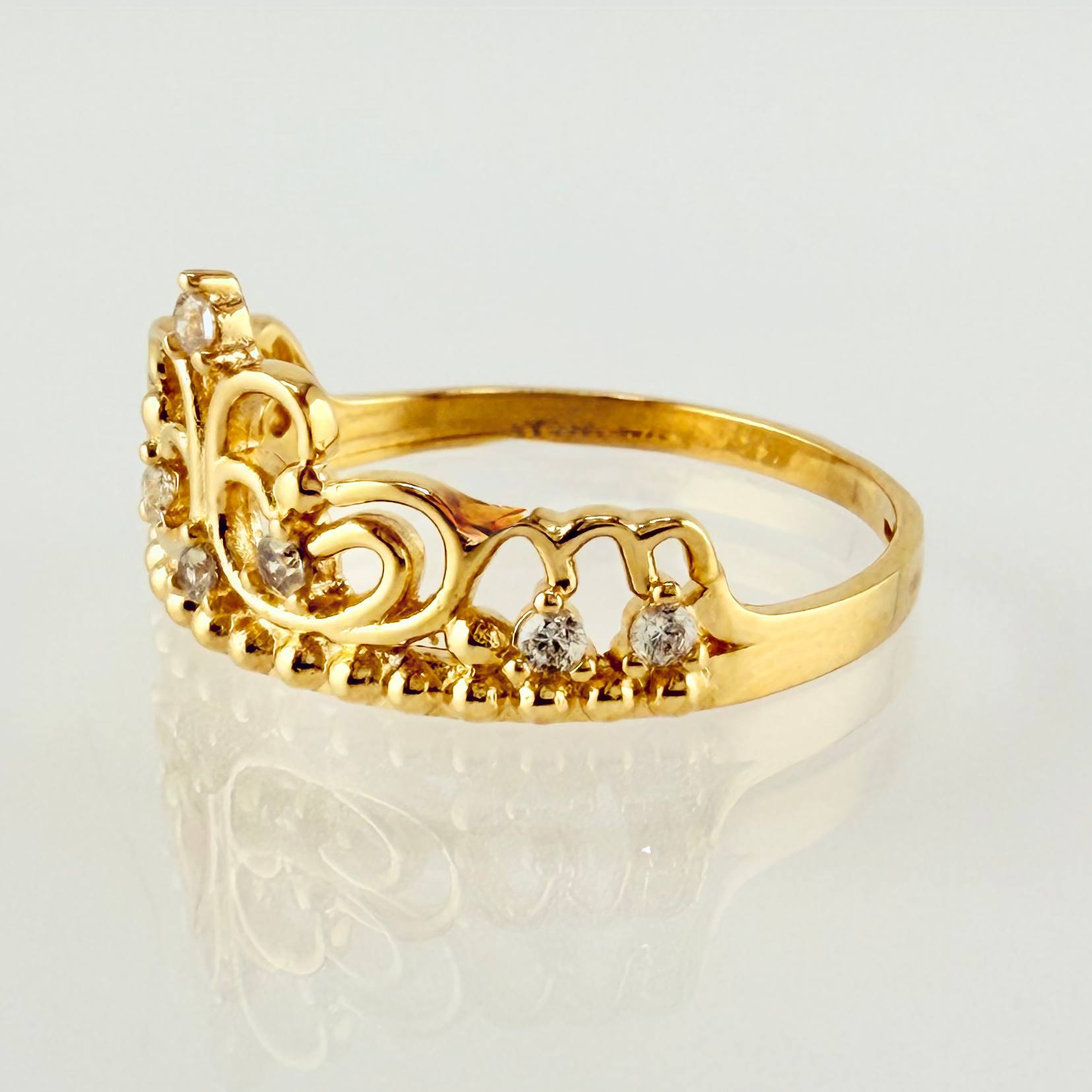Anillo Corona Corazones 15´S 2.4gr / T7 / Oro Amarillo 18K