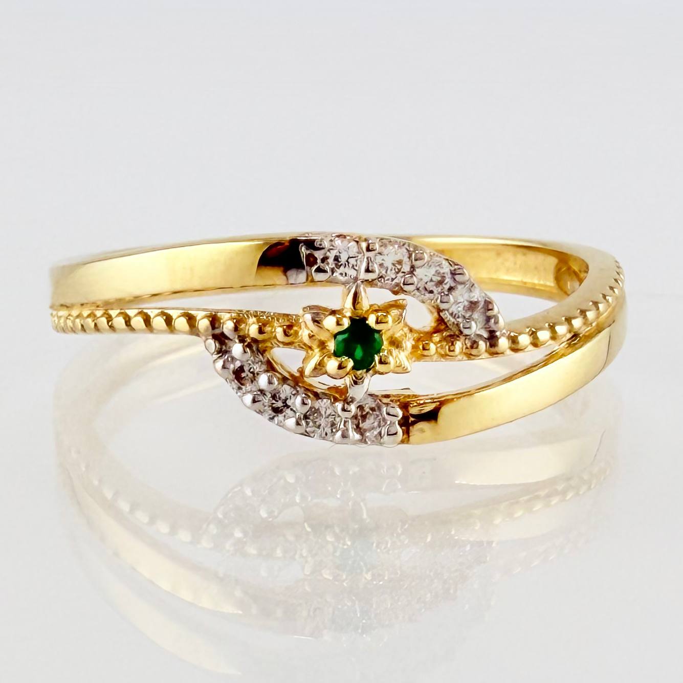 Anillo Lineas Flor 2.2gr / T7 3/4 / Oro Amarillo 18K