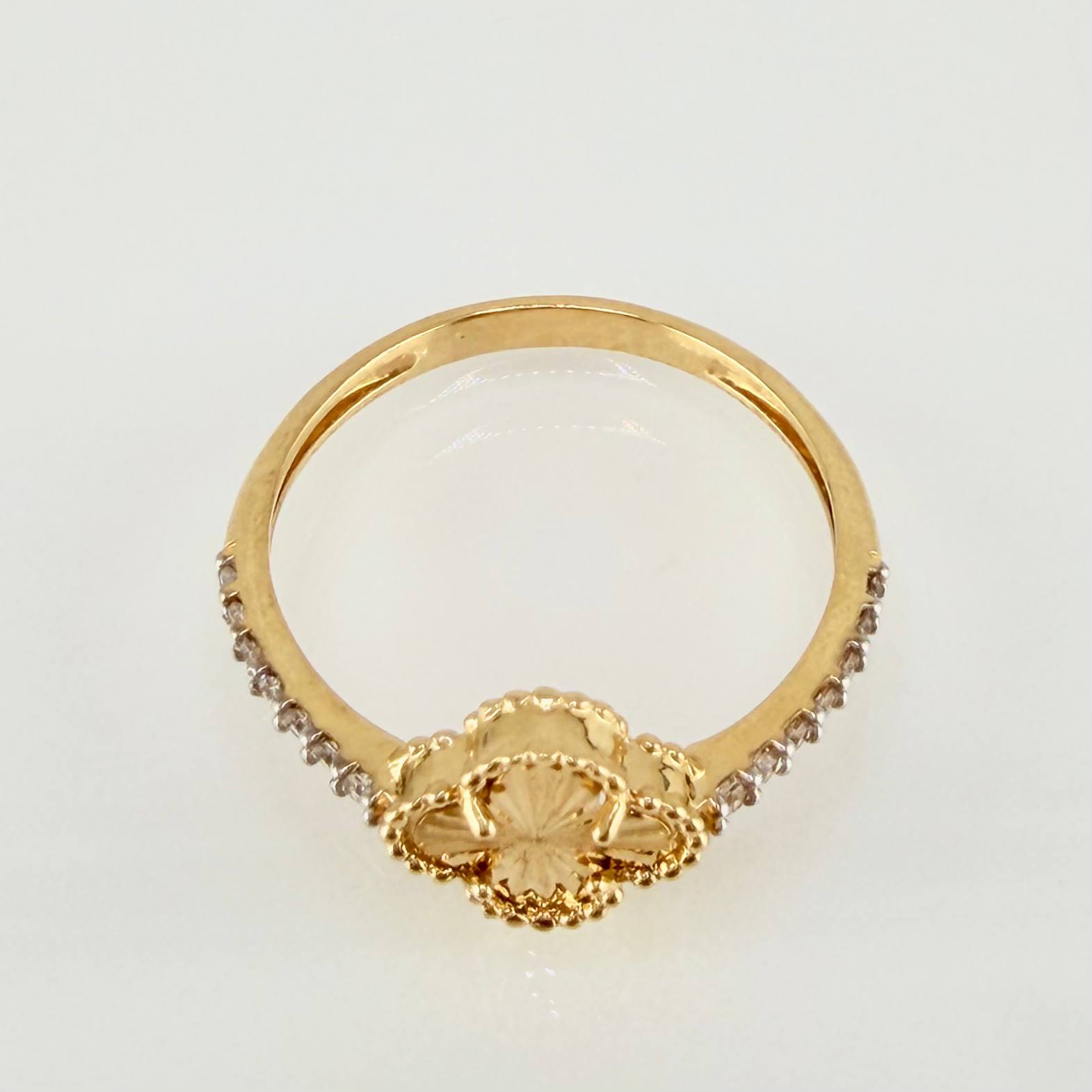 Anillo Trebol 2.1gr / T7 1/4 / Oro Amarillo Nac.Esp. 18K