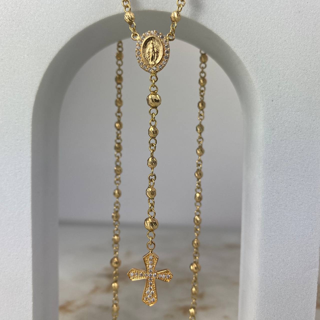 Rosario Virgen Milagrosa 10.3gr / 45cm / 3mm-4mm Bolas Diamantadas Mate Circones Blancos Oro Amarillo