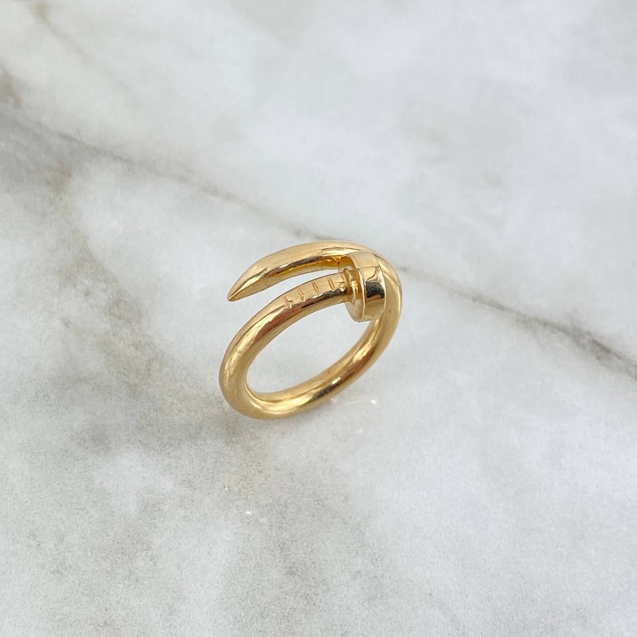 Anillo Clavo 5.4gr / T7 / Oro Amarillo