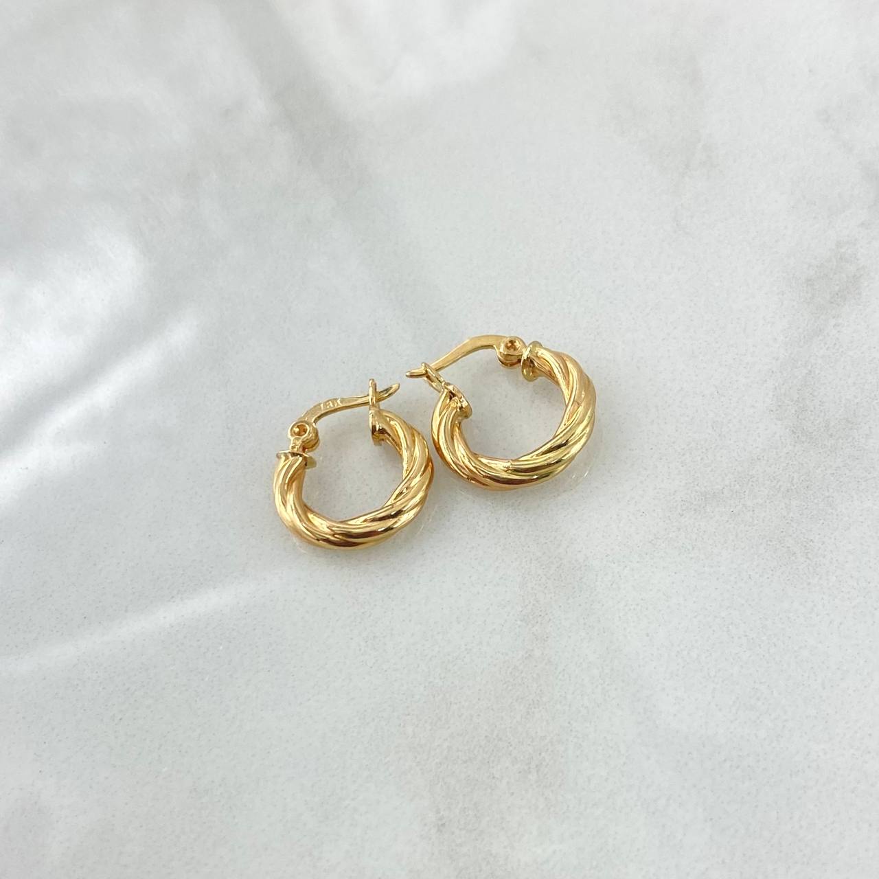 Candongas Mary 1.15gr / 1.4cm / entorchadas Oro Amarillo 18K *