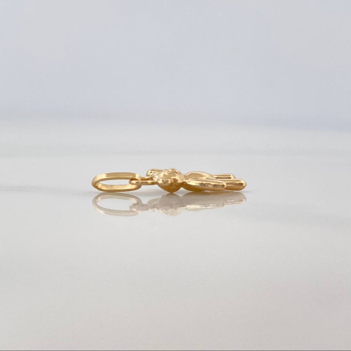 Dije Oso Mano Arriba 0.35gr / 1.7cm / Oro Amarillo 18K %