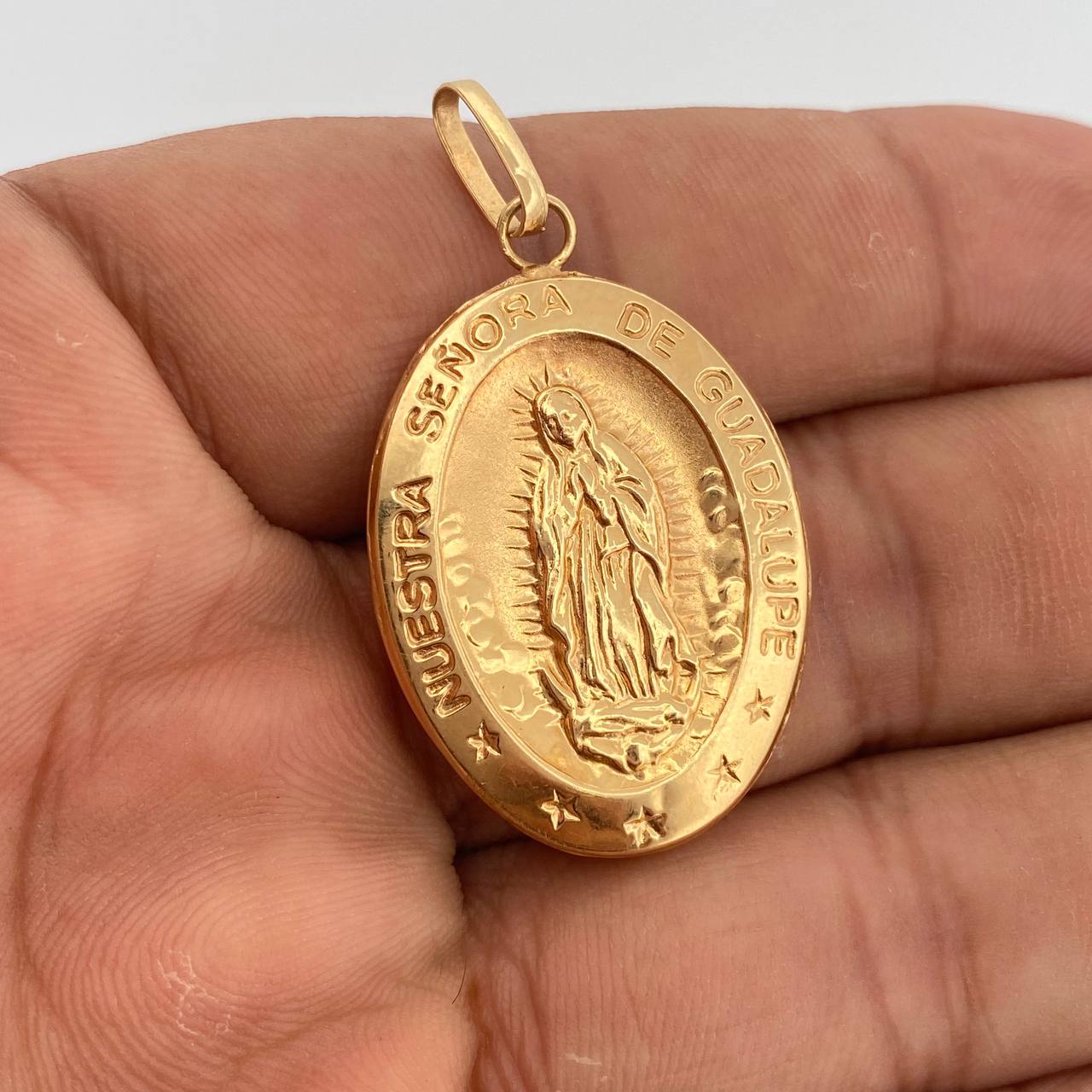 Dije Virgen De Guadalupe 3.05gr / 4.5cm / Oro Amarillo 18K $