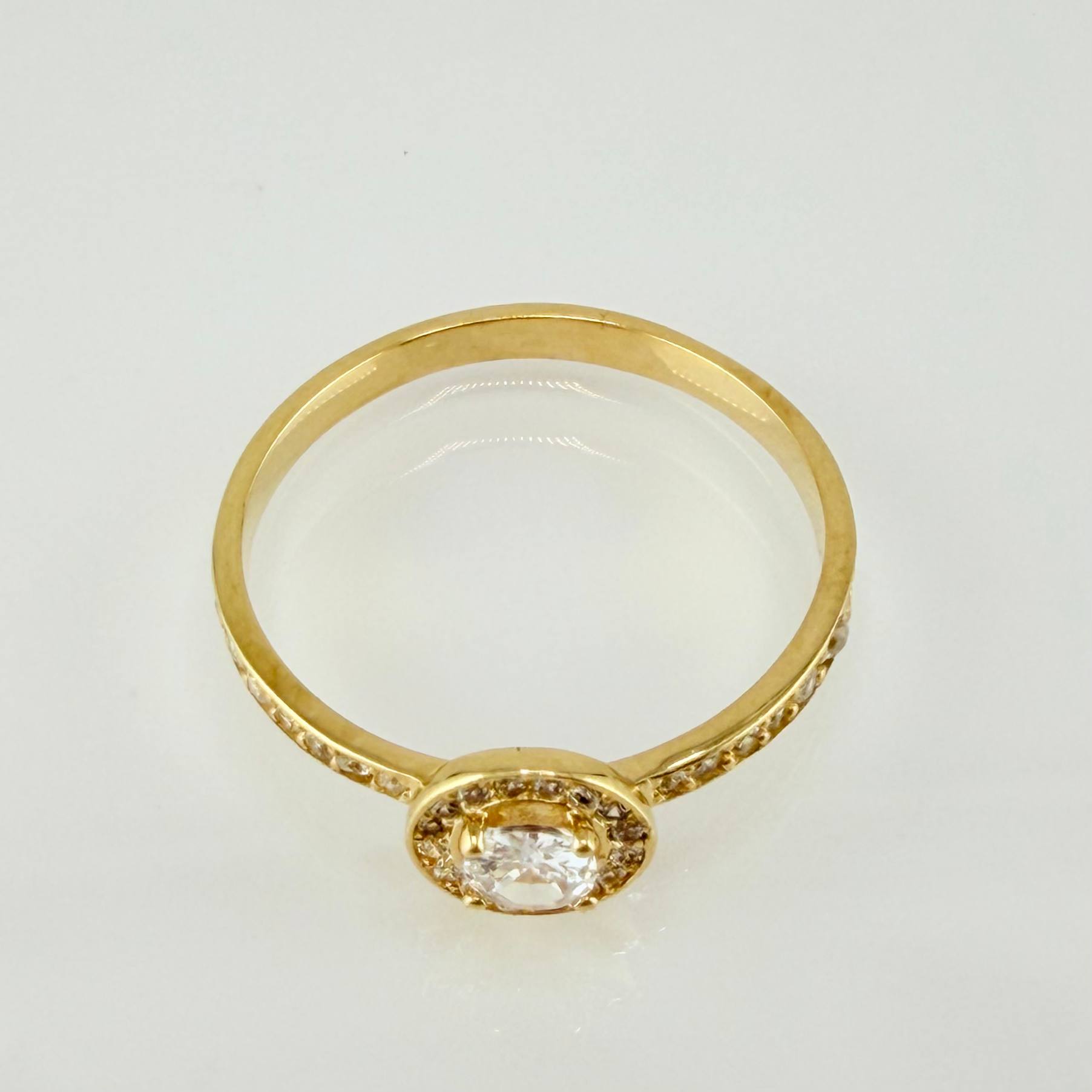 Anillo Halo 2.35gr / T8 1/4 / Oro Amarillo 18K