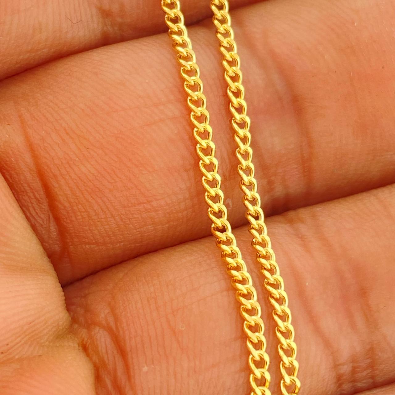 Cadena Cubana 2.95gr / 60cm / 1.74mm Oro Amarillo +1 18K %