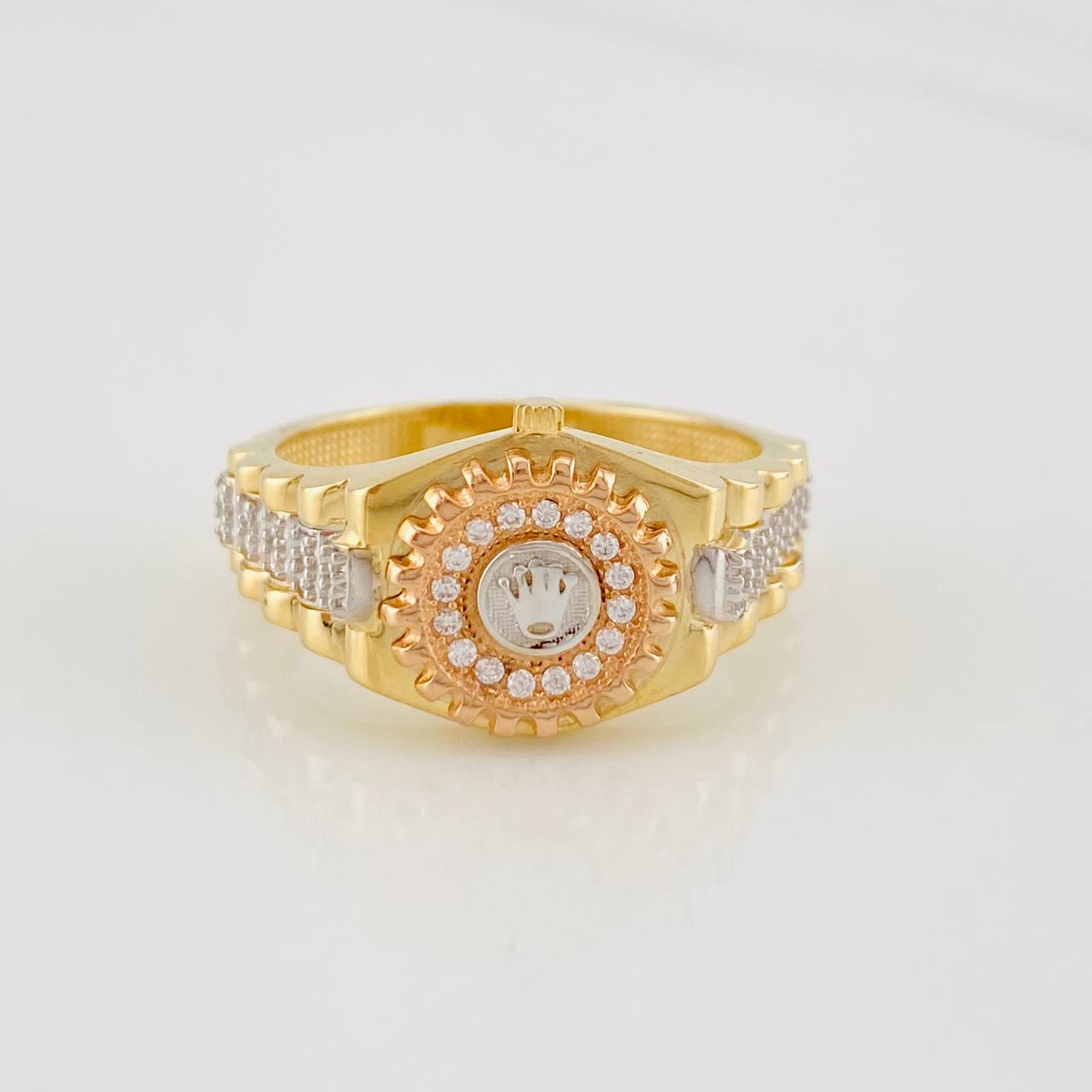 Anillo Corona 4.4g / T8 1/4 Tres Oros 18K