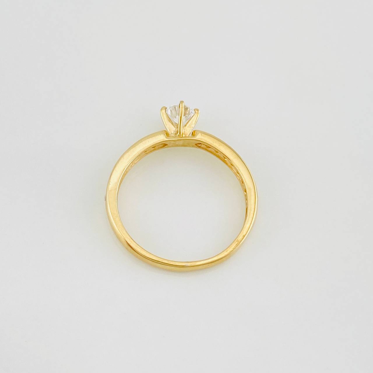 Anillo Solitario Churumbela 2.05g / T6 Oro Amarillo 18K
