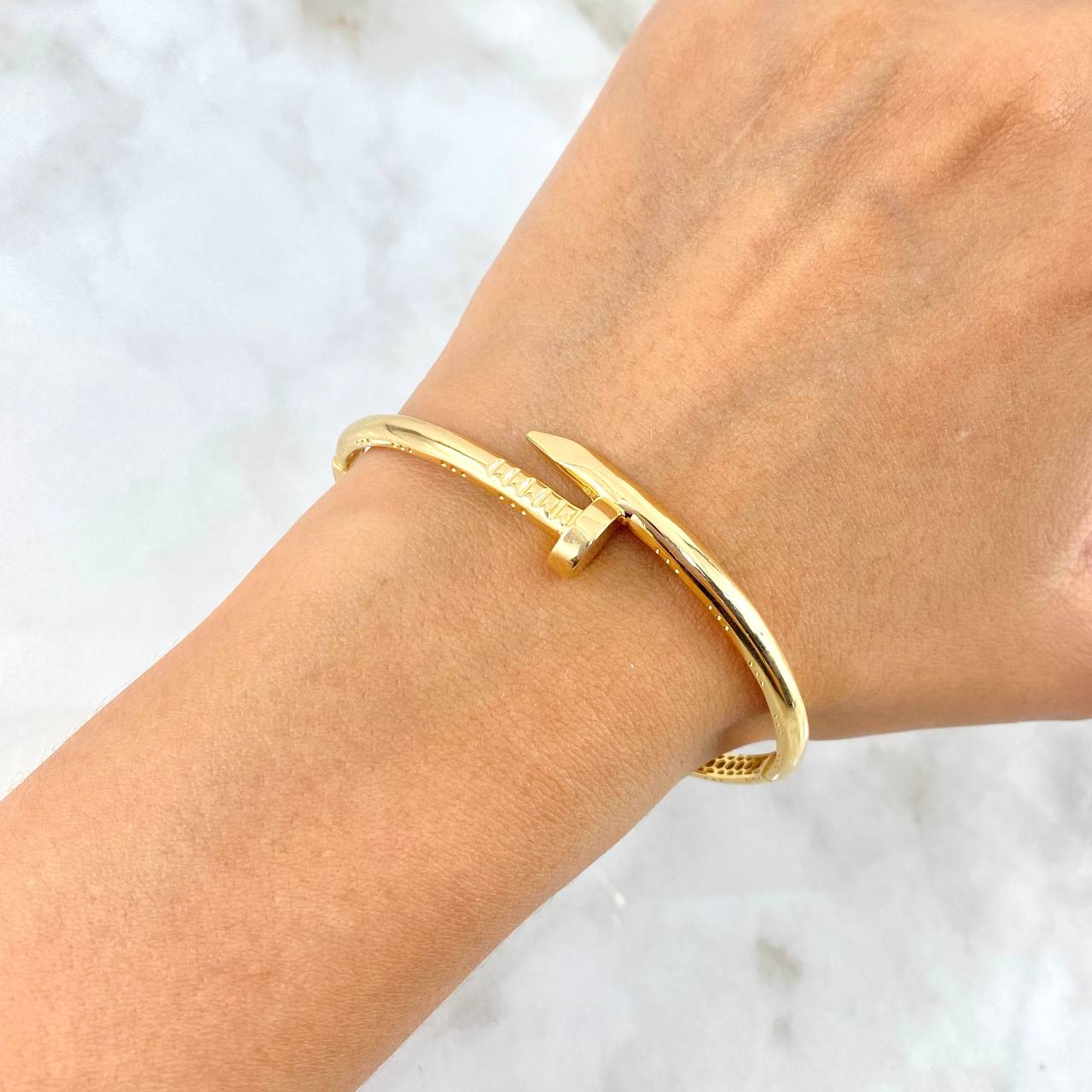 Pulso Aro Clavo 13.25gr / 18cm / Oro Amarillo *
