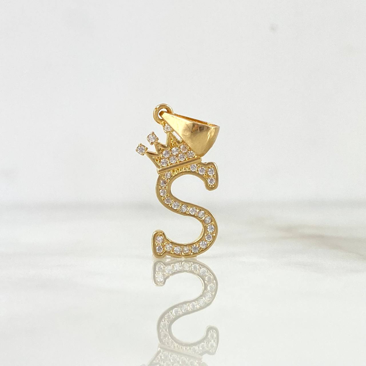 Dije Letra S Corona 1.55gr / 2.6cm / Circones Blancos Oro Amarillo