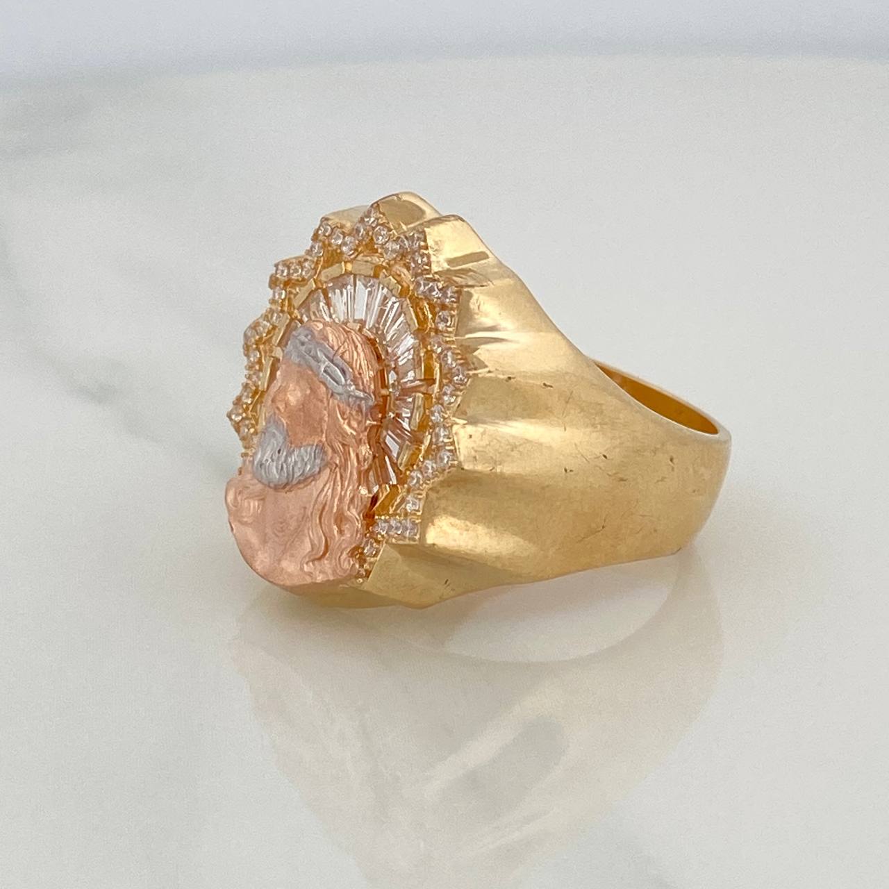 Anillo Rostro Cristo 11.6gr / T10 1/4 / Tres Oros 18K