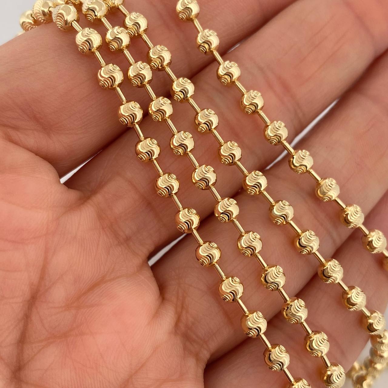 Cadena Militar Media Luna 15gr / 61cm / 4mm Oro Amarillo Nac.Esp. 18K $