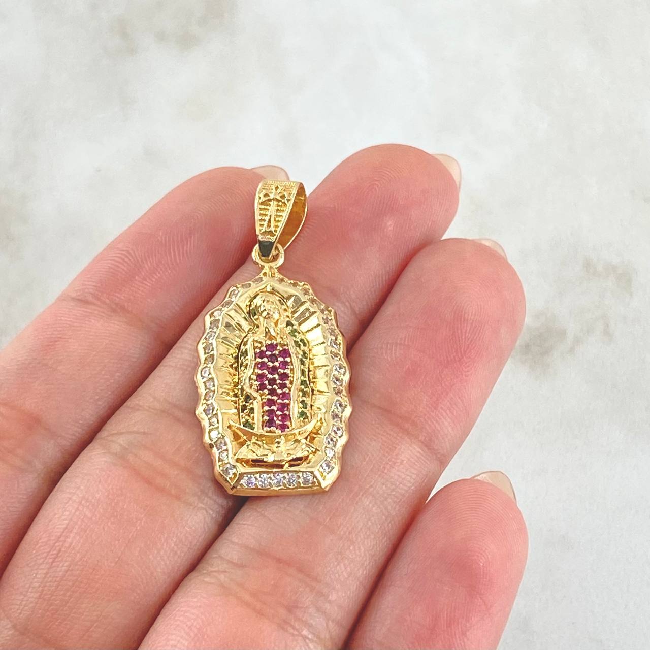 Dije Virgen Guadalupe 5.25gr / 3.6cm / Oro 18K