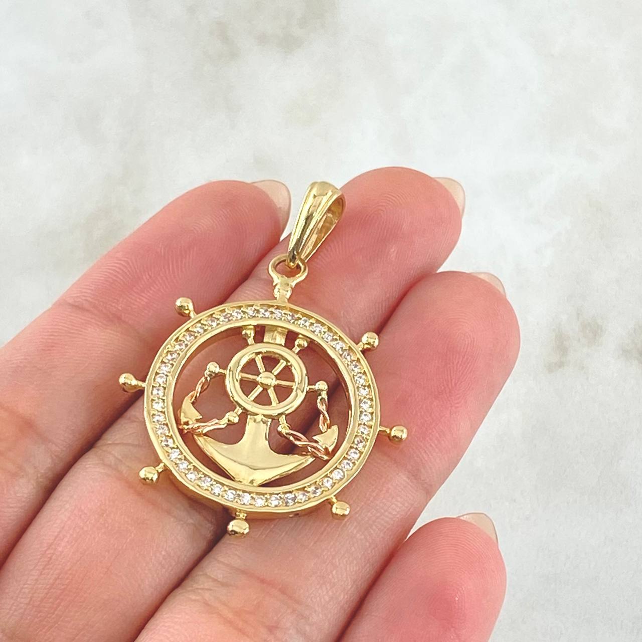 Dije Circulo Ancla Timon 6.35gr / 4cm / Oro 18K