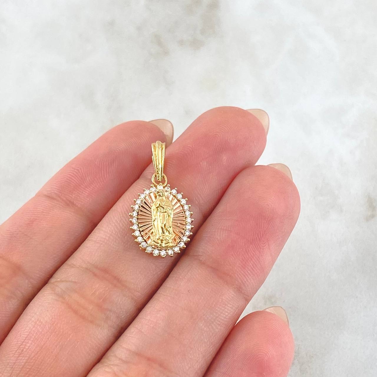 Dije Virgen Guadalupe 1.8gr / 2cm / Oro 18K