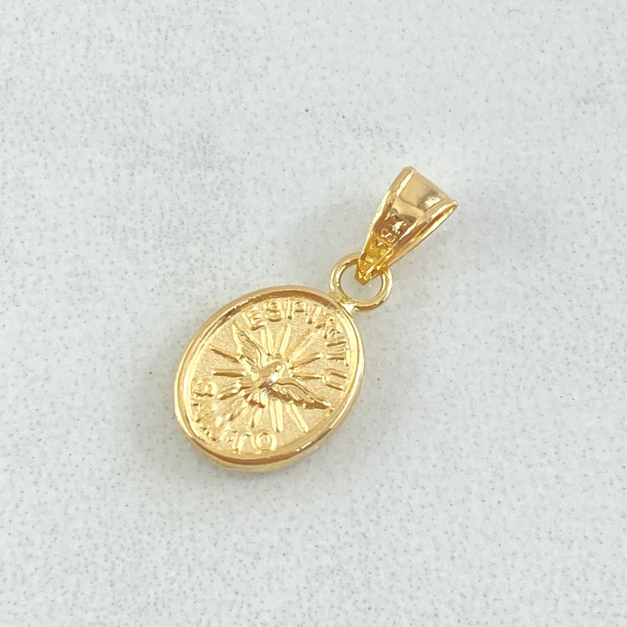 Dije Espiritu Santo 0.45gr / 1.8cm / Oro 18K