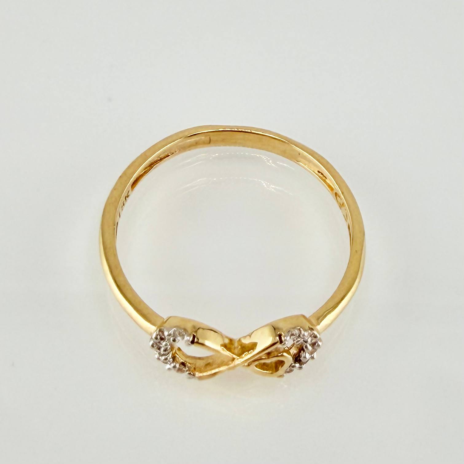 Anillo Infinito Corazon 1.5gr / T6 / Oro Amarillo 18K *
