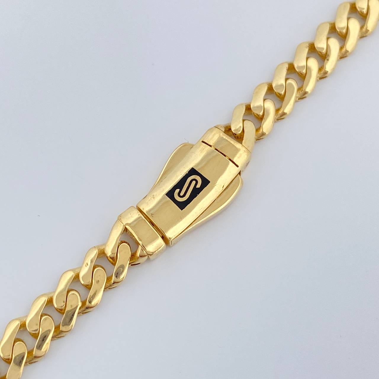 Cadena Cubana Monaco 18.4gr / 61.5cm / 4.77mm Oro Amarillo +4 18K %