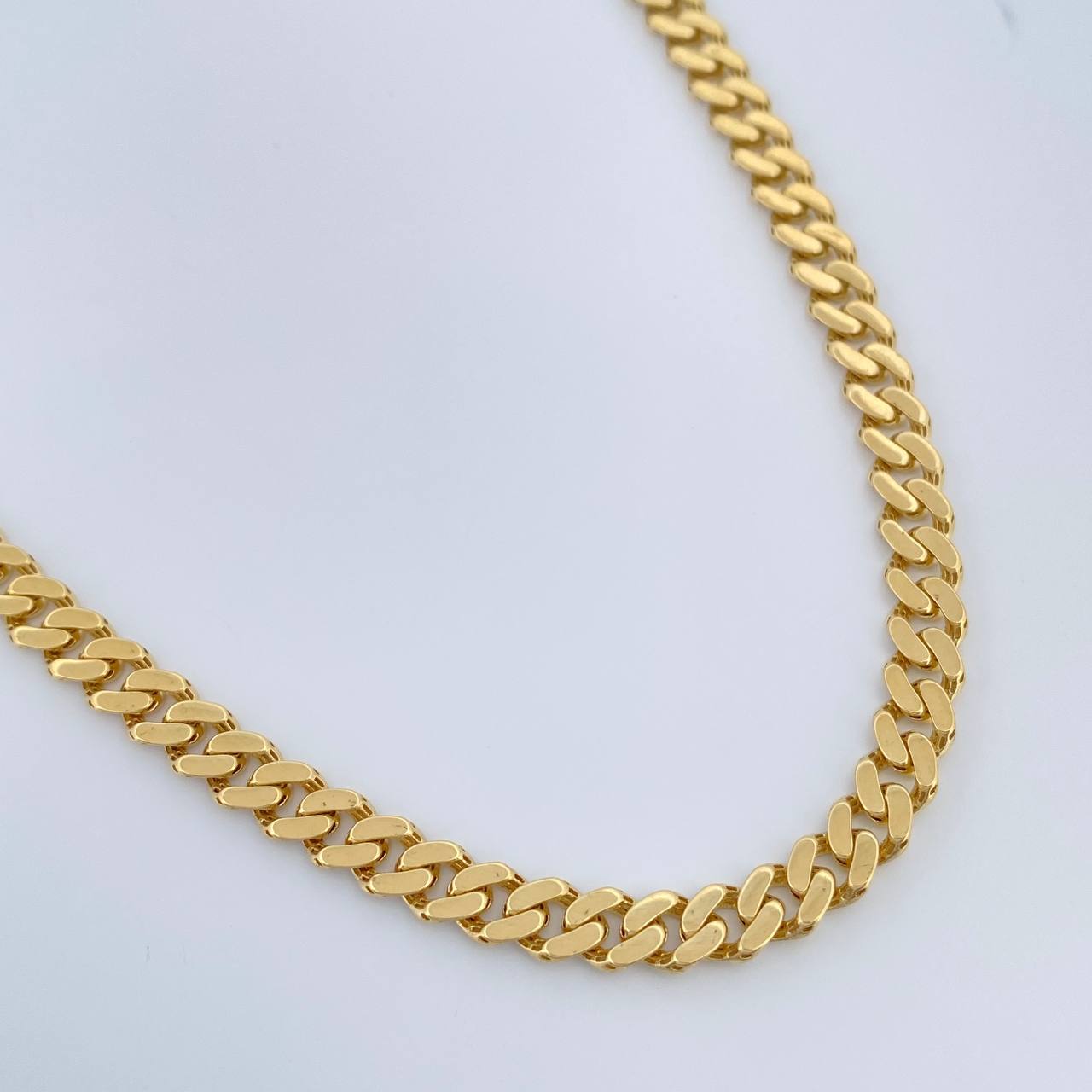 Cadena Cubana Monaco 18.4gr / 61.5cm / 4.77mm Oro Amarillo +4 18K %