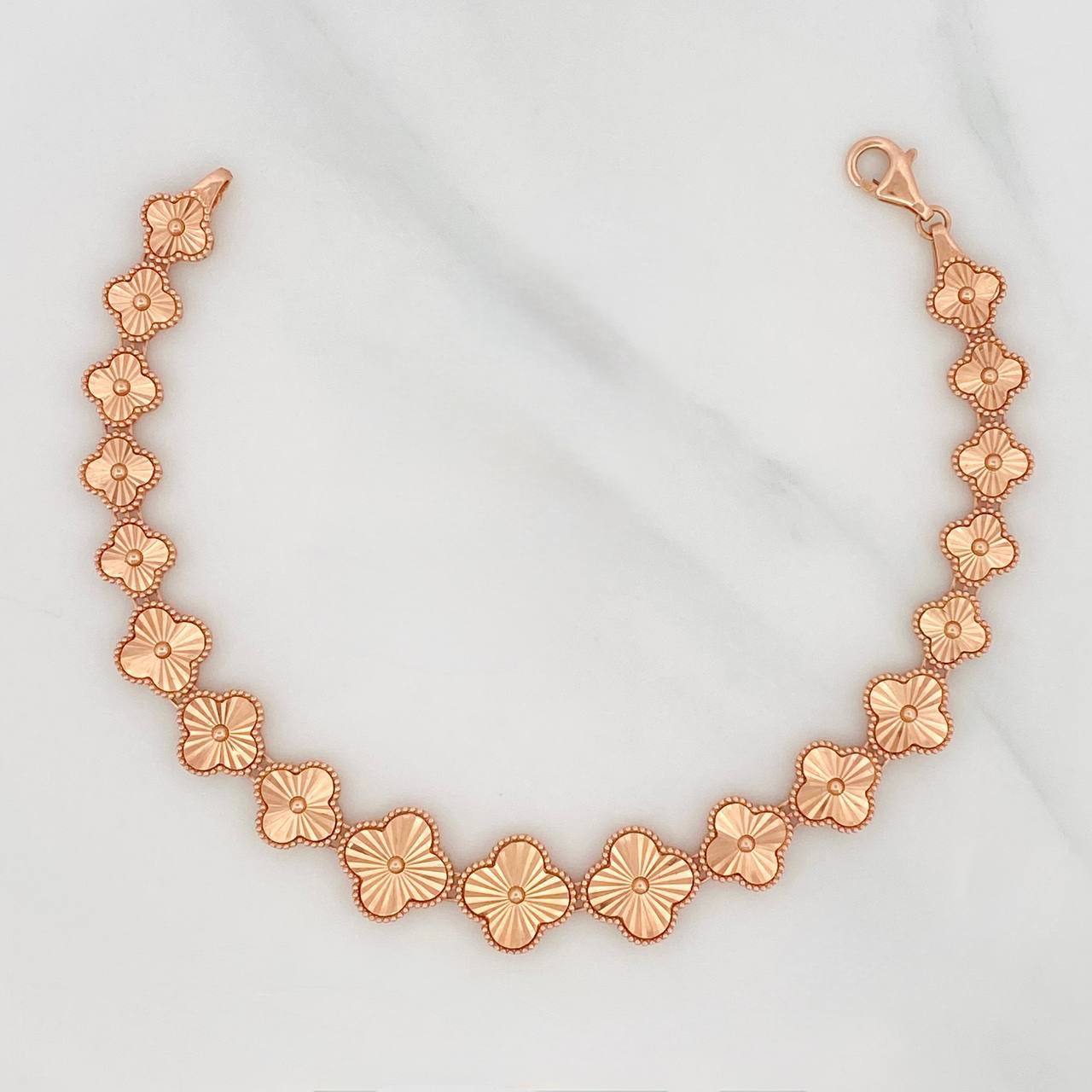Pulso Trebol 8.45 g / 18.05 cm / 10.3 mm Oro Rosa 18K