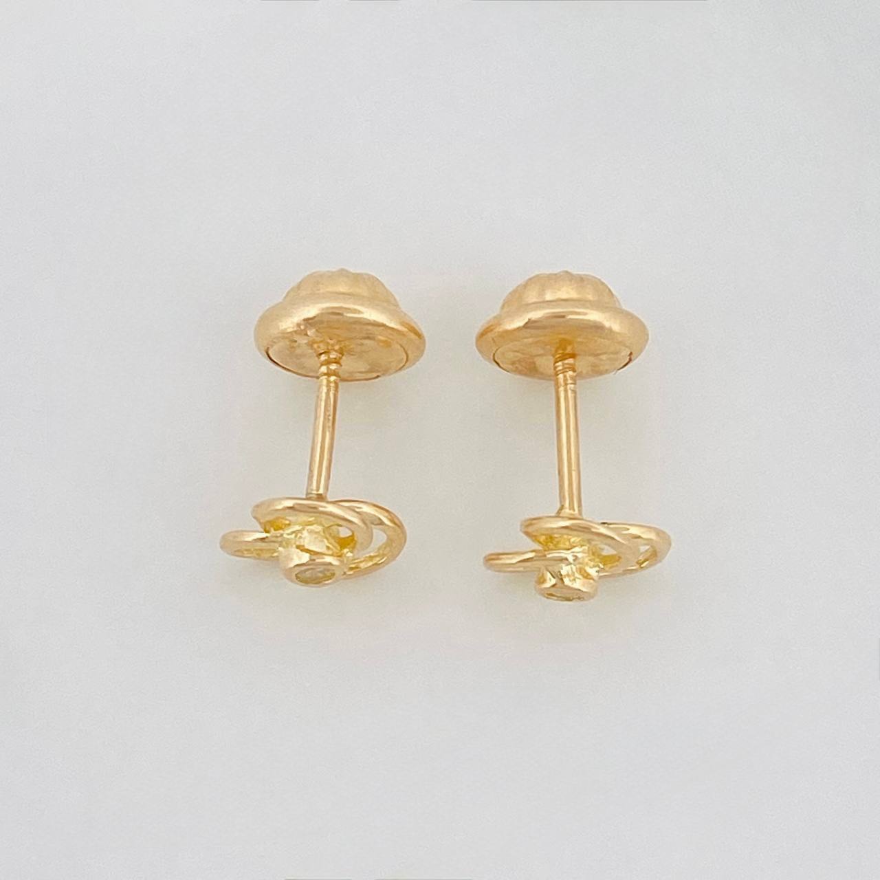 Topos Flor Espiral 0.75 g / 5.7 mm Oro Amarillo 18K