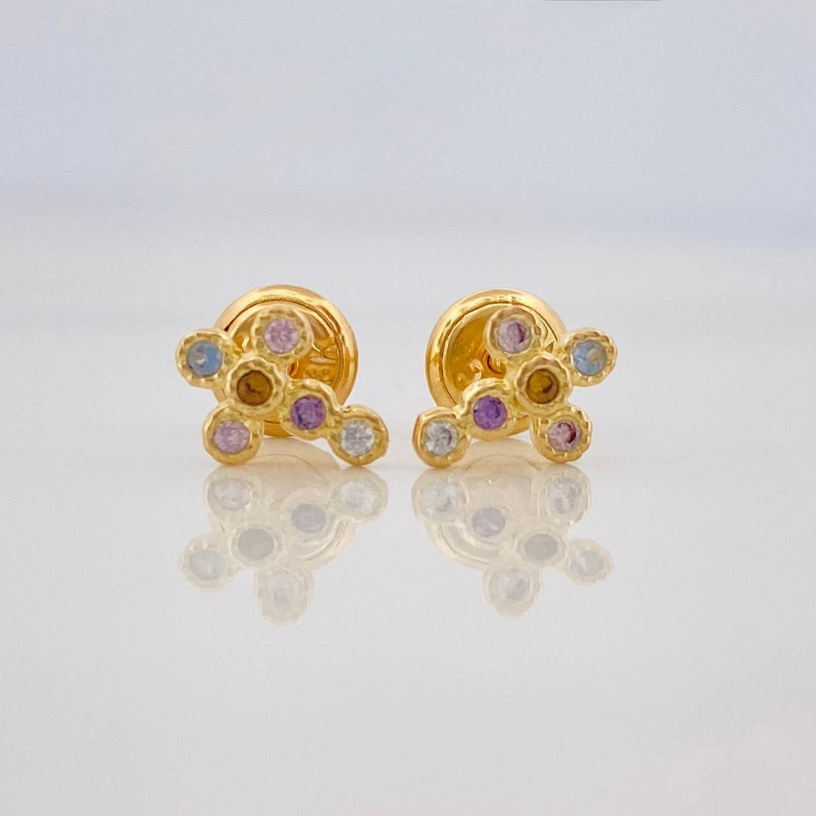 Topos Cruz Tupida 0.95 g / 7.9 mm Oro Amarillo 18K