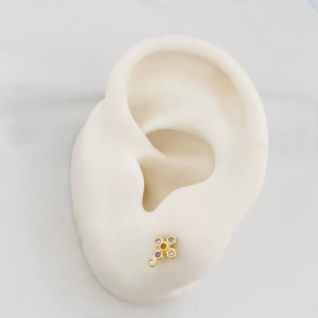 Topos Cruz Tupida 0.95 g / 7.9 mm Oro Amarillo 18K