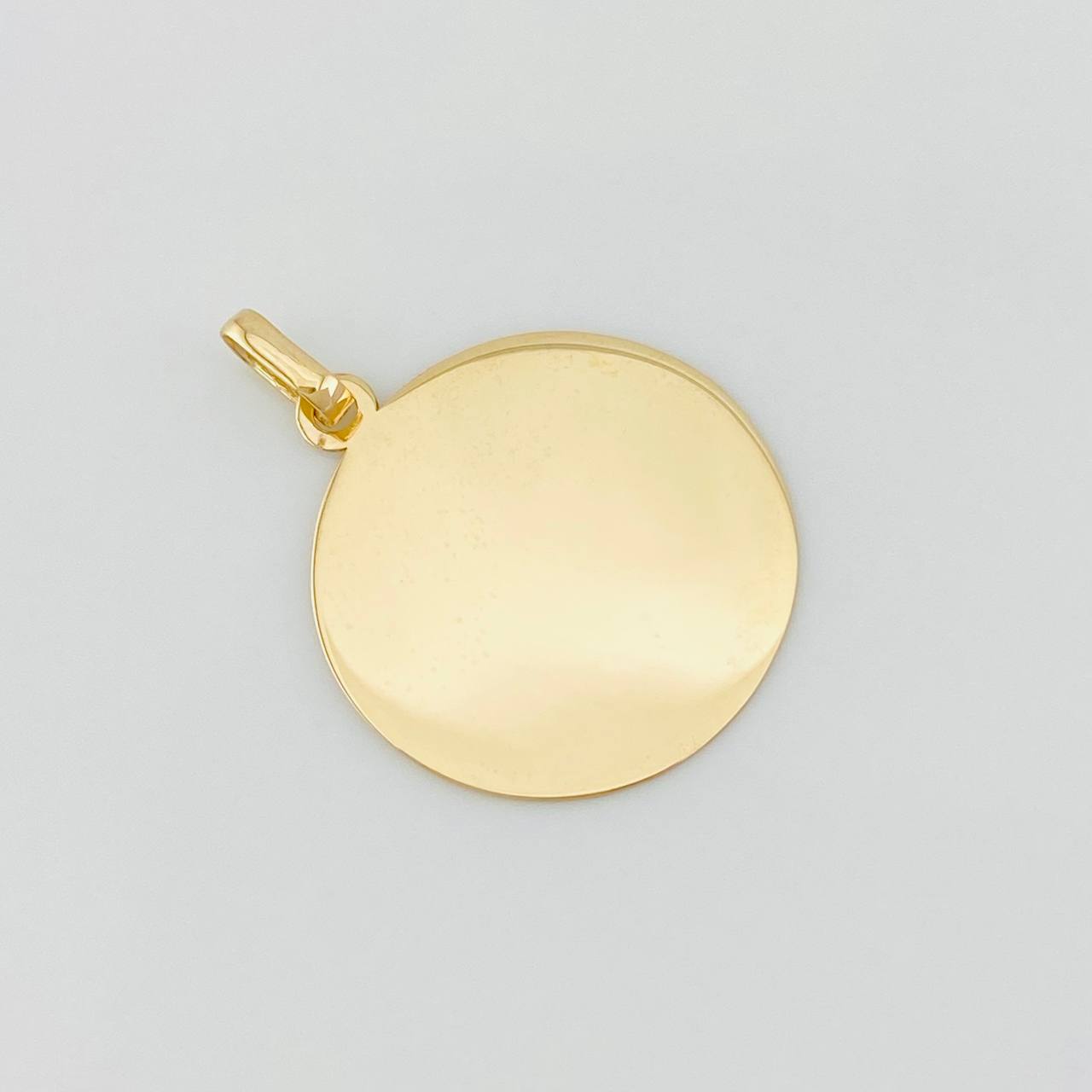 Dije Placa Circular 0.95g / 3/4 in Oro Amarillo 18K