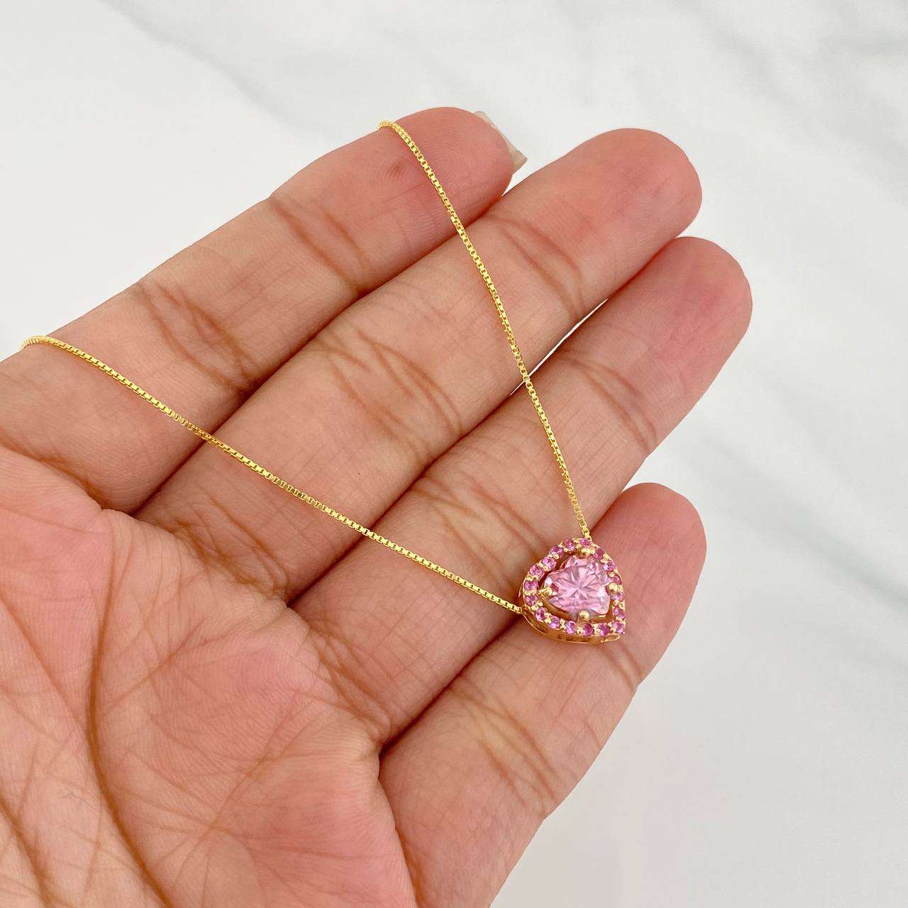 Cadena Veneciana Corazon Moisanita 1.18 qts 2.9g / 45cm / 0.7mm Oro Amarillo 18K