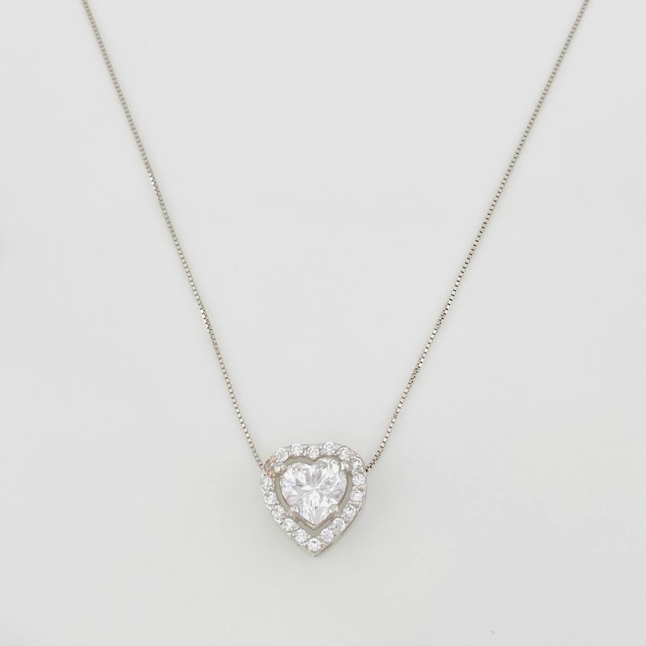 Cadena Veneciana Corazon Moisanita 1.18 qts 2.25g / 45cm / 0.7mm Oro Blanco 18K