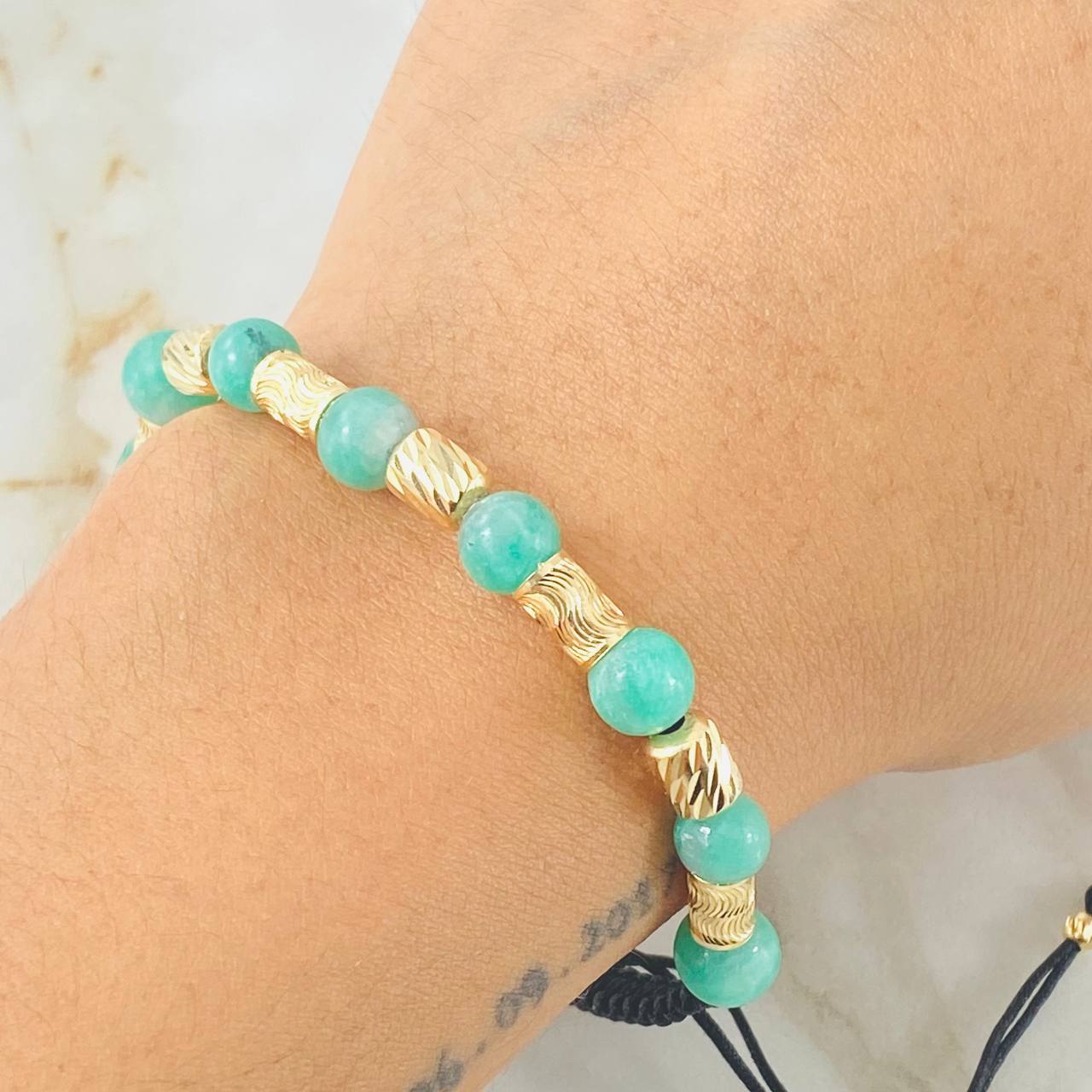 Pulsera Negra Esmeraldas Cilindro Lunas Rayadas 1.75gr / Oro Amarillo 18K *