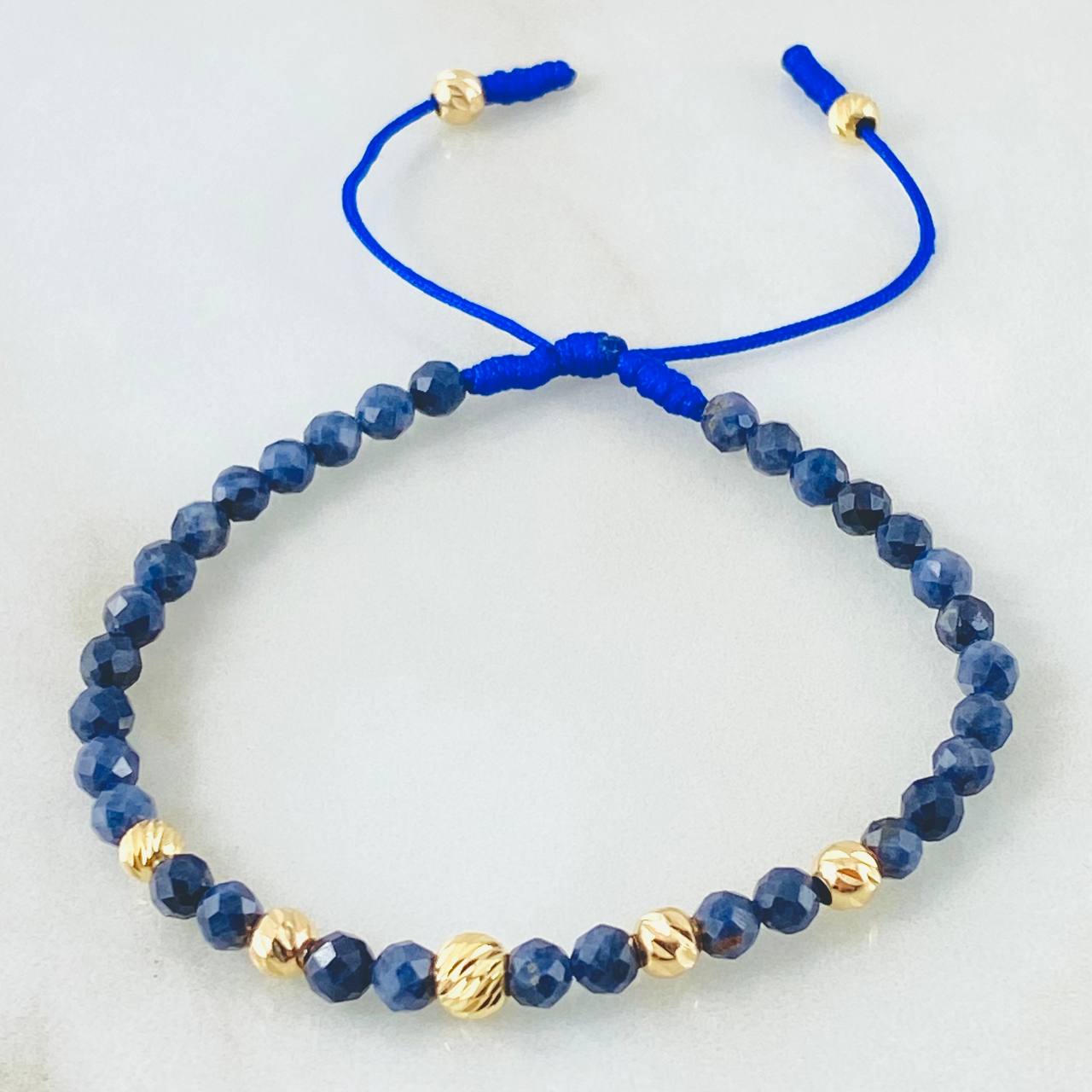 Pulsera Azul Zafiro Celestial 5mm-4mm 7 und Oro Amarillo 18K (A.C)