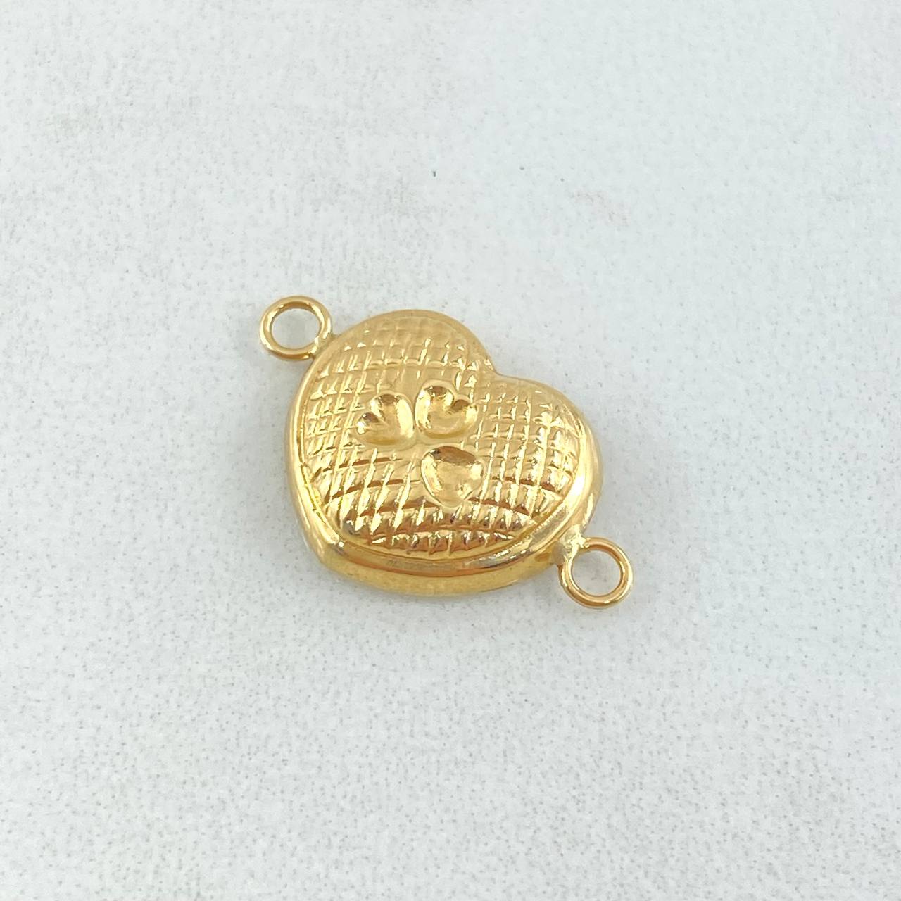 Herraje Corazón Texturizado 0.85gr / 2cm / Oro 18K