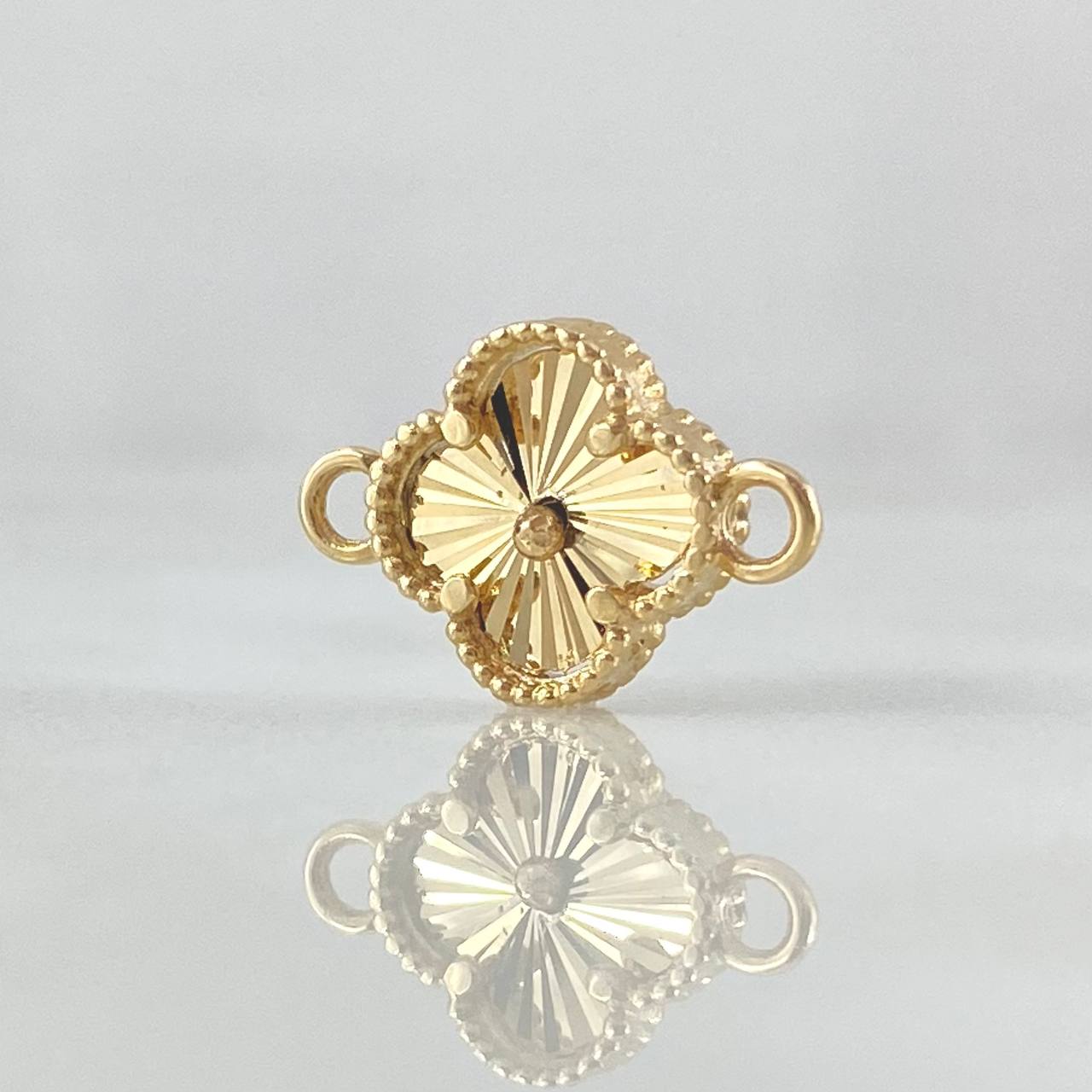Herraje Flor Trebol 1.05gr / 1.5cm / Oro 18K