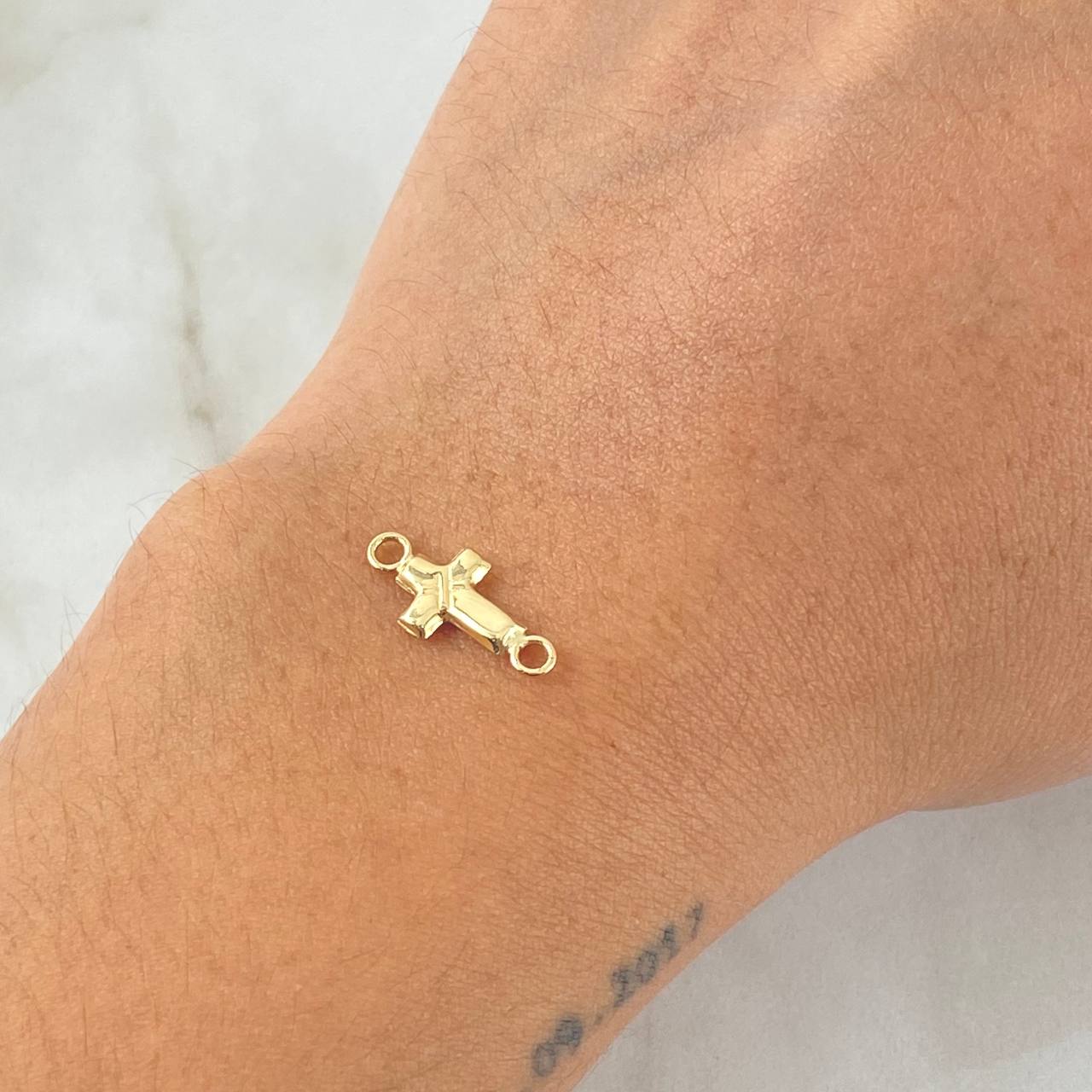 Herraje Crúz 0.4gr / 1.6cm / Oro 18K