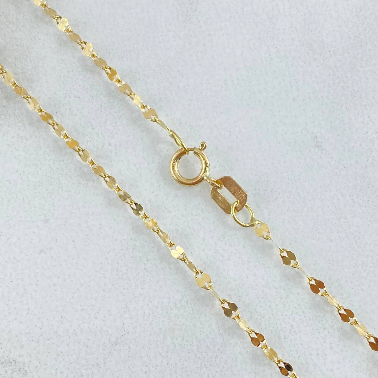 Set Cadena Flor Espejo 0.95gr / 50cm + Dije Flor Mandala 0.5gr / 1.45gr / Circon Azul Cielo Oro 18K (Oferta) -