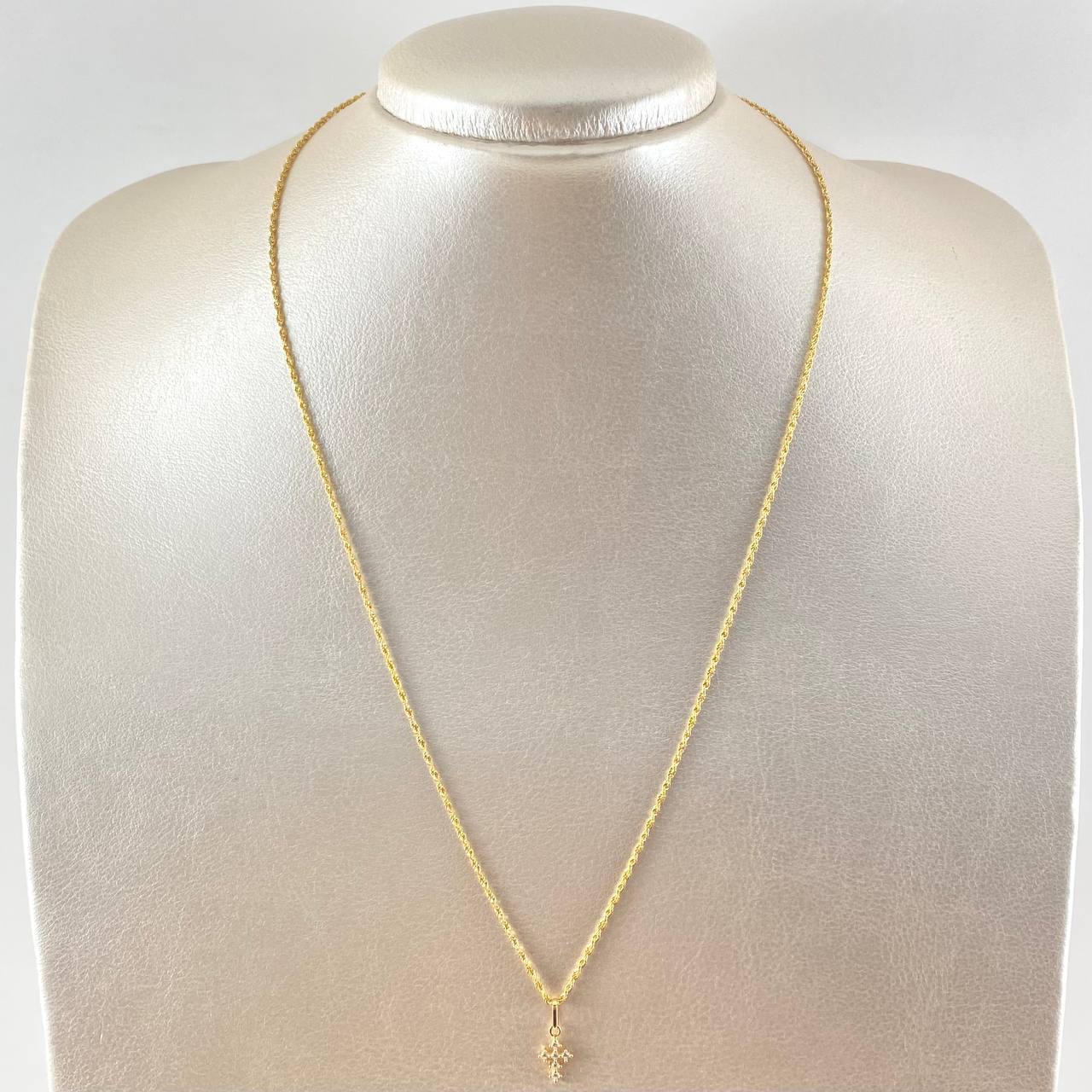 Set Cadena Lazo 1gr / 50cm + Dije Crúz Tupida 0.4gr / 1.4gr / Circones Blancos  Oro 18K (Oferta) ©