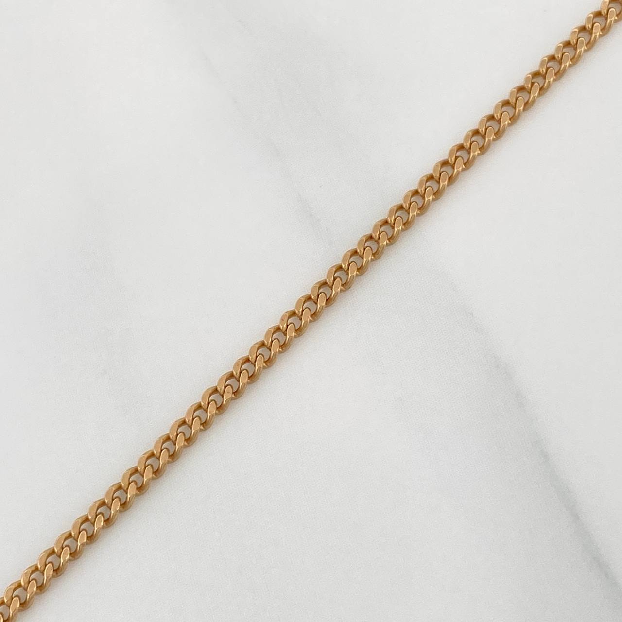 Cadena Cubana 5.7gr / 52.5cm / 1.75mm Oro Amarillo +1 18K $