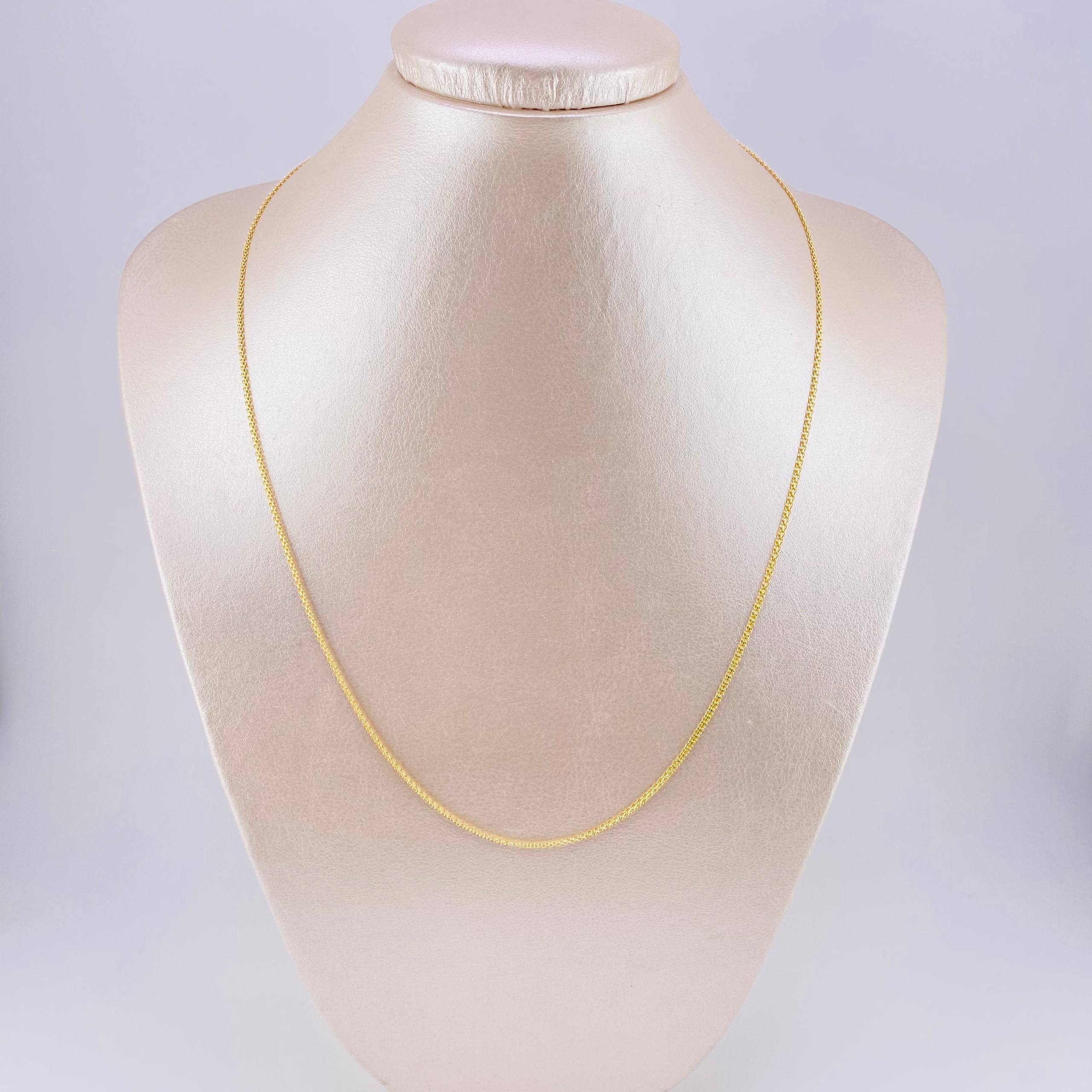 Cadena China 2.85g / 50cm / 1.4mm Oro Amarillo 18K