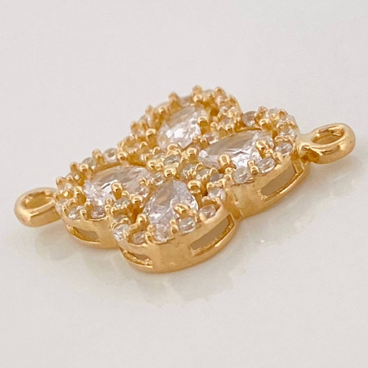 Herraje Trebol 1.7 g / 1.9 cm Oro Amarillo 18K
