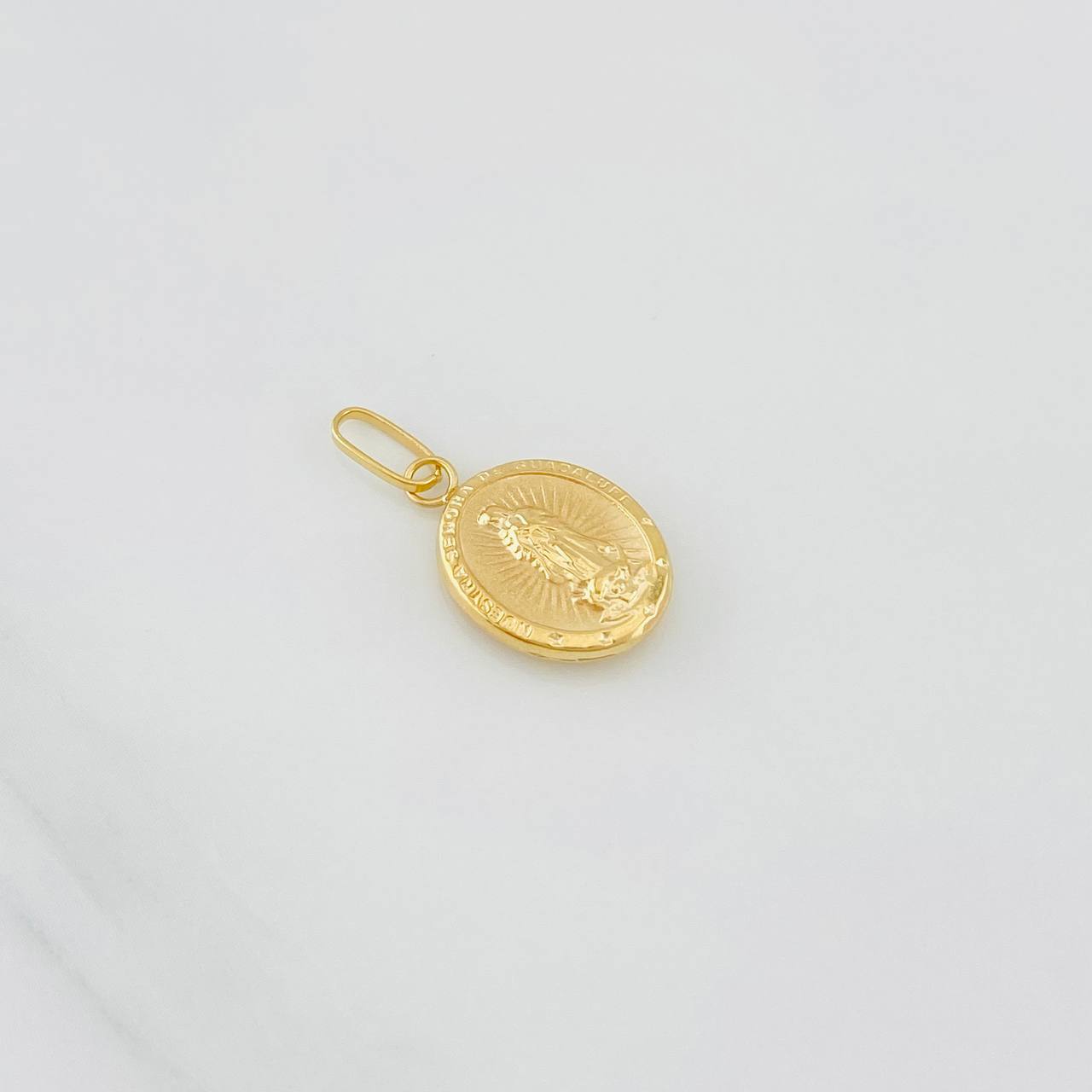 Dije Virgen de Guadalupe 0.7g / 2cm Oro Amarillo 18K