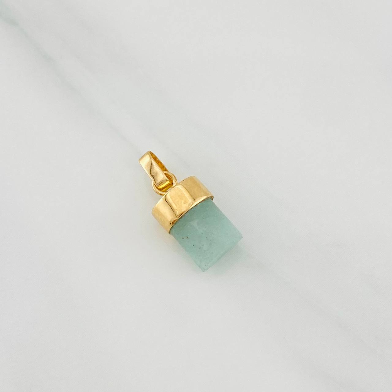 Dije Morralla Esmeralda 0.4g / 1.05cm Oro Amarillo 18K
