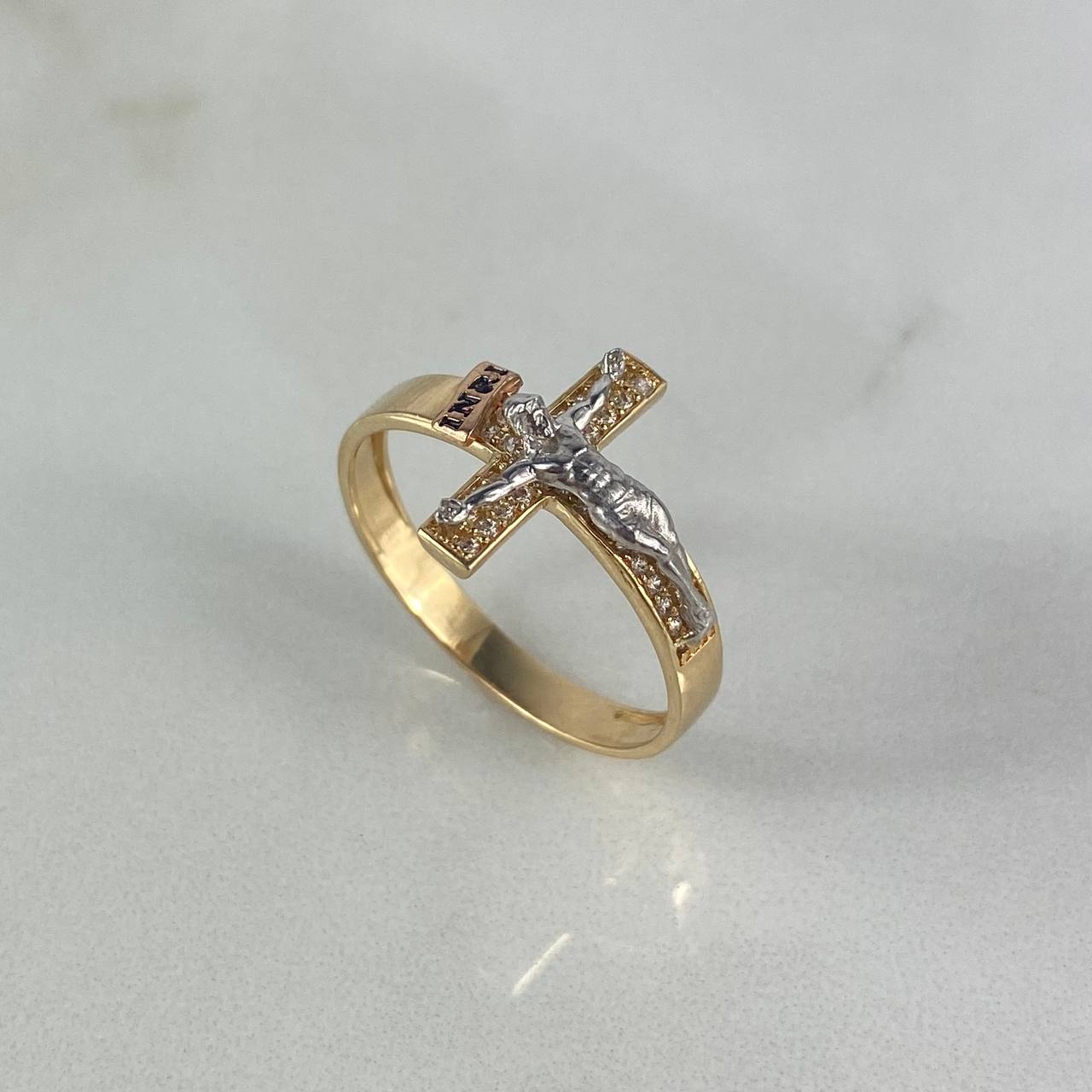 Anillo Cruz Cristo 3.7gr / T10 1/2 / Circones Blancos Tres Oros