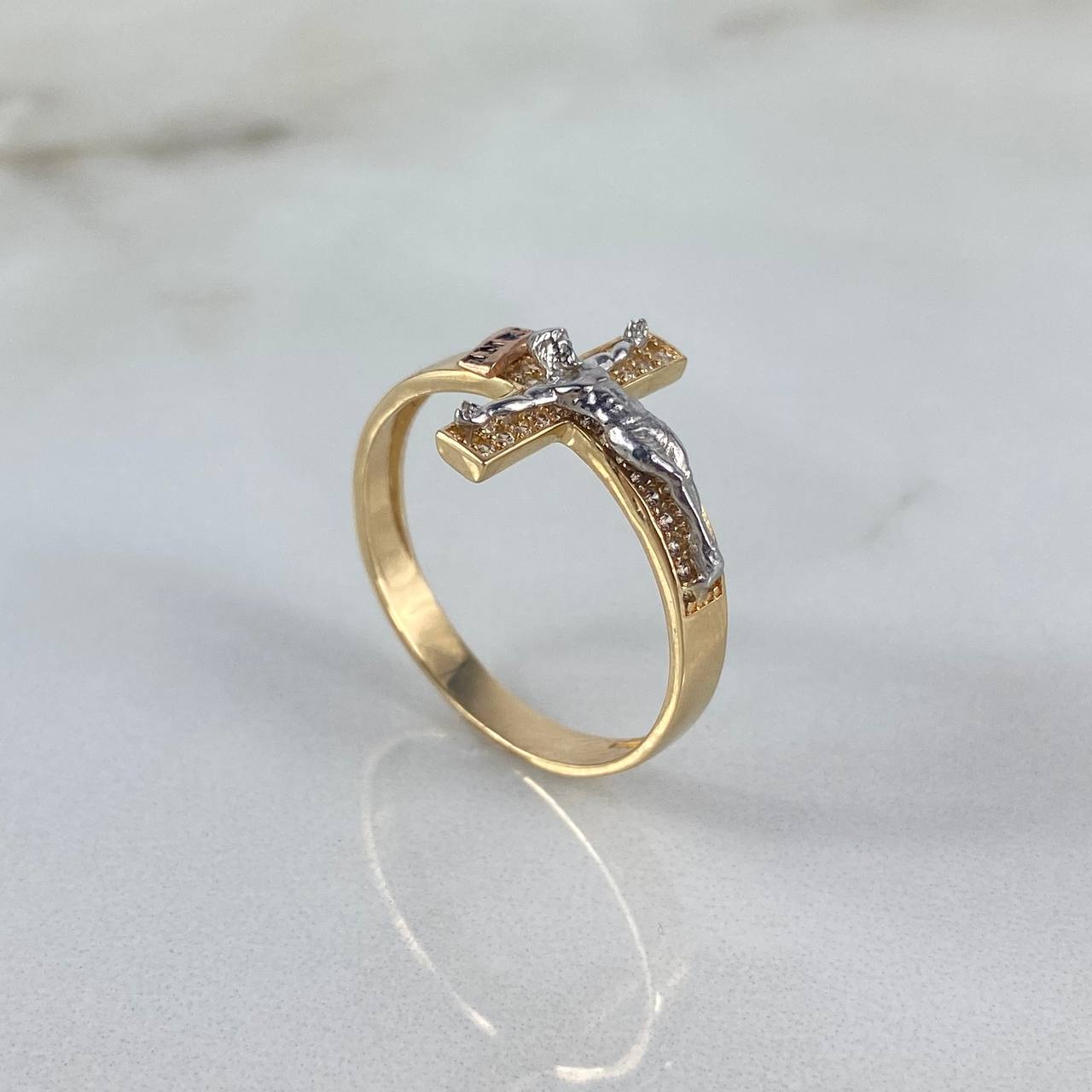 Anillo Cruz Cristo 3.7gr / T10 1/2 / Circones Blancos Tres Oros