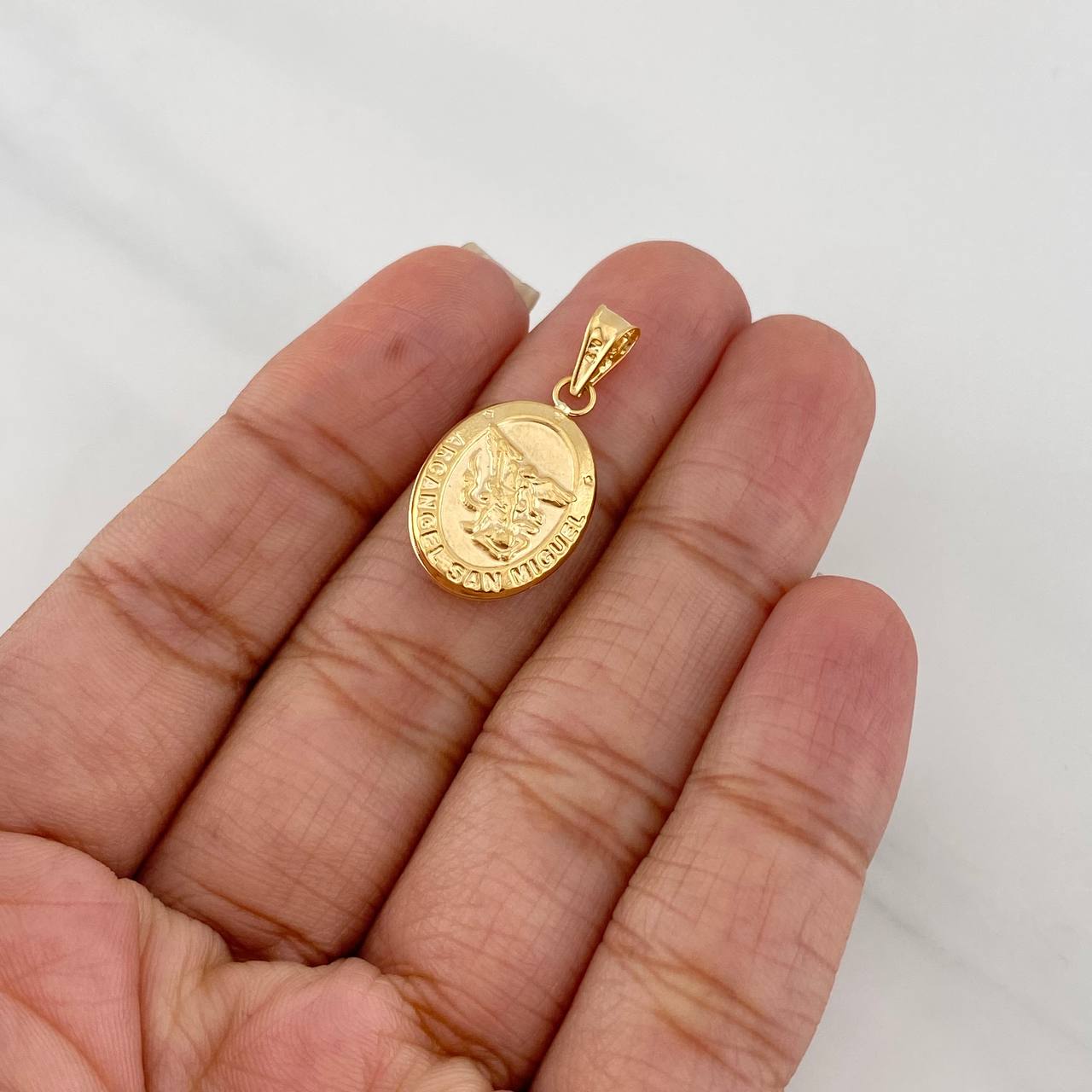 Dije San Miguel Arcángel 1.2g / 2.5cm Oro Amarillo 18K