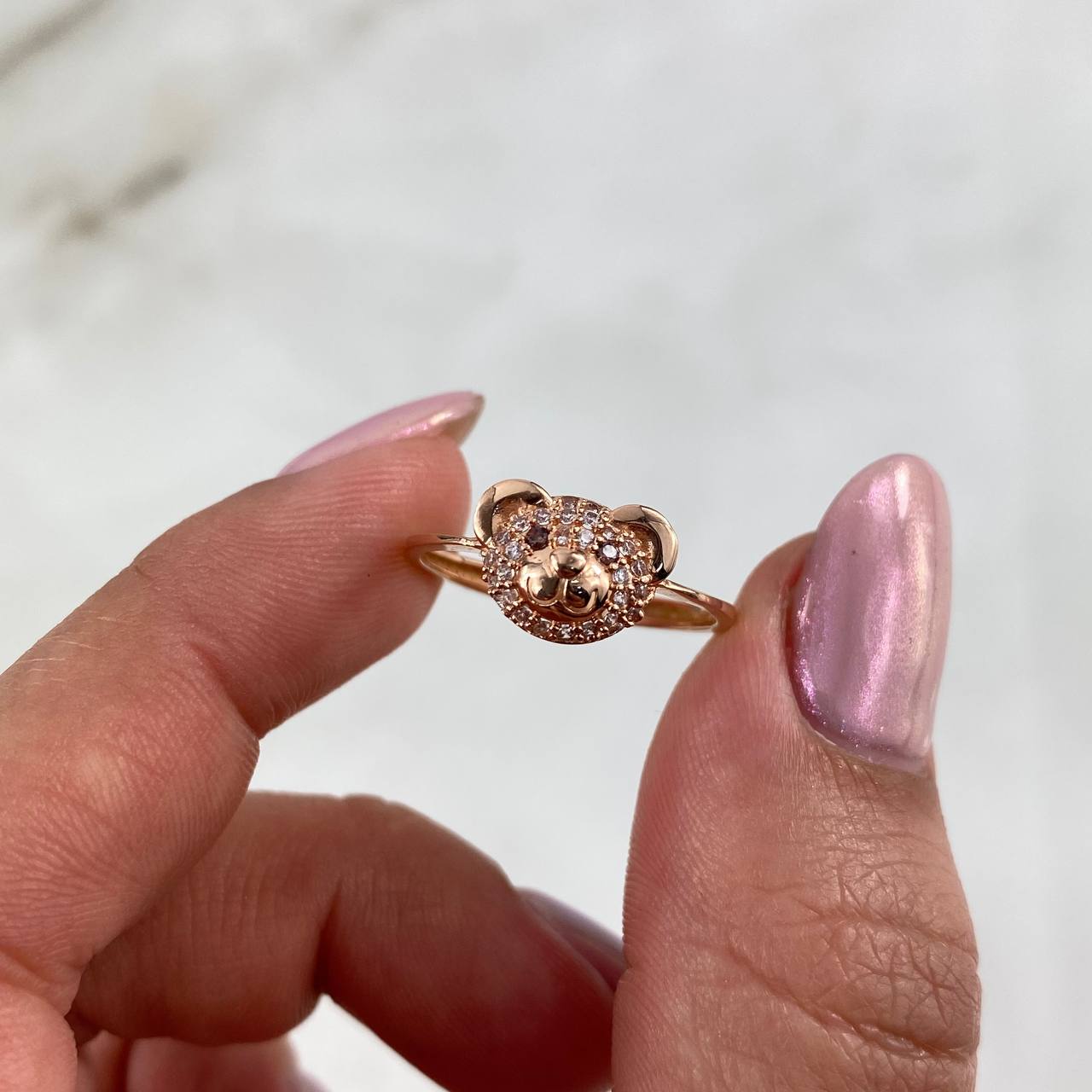 Anillo Oso 2.1gr / T7 1/2 / Circones Blancos Cafes Oro Rosa