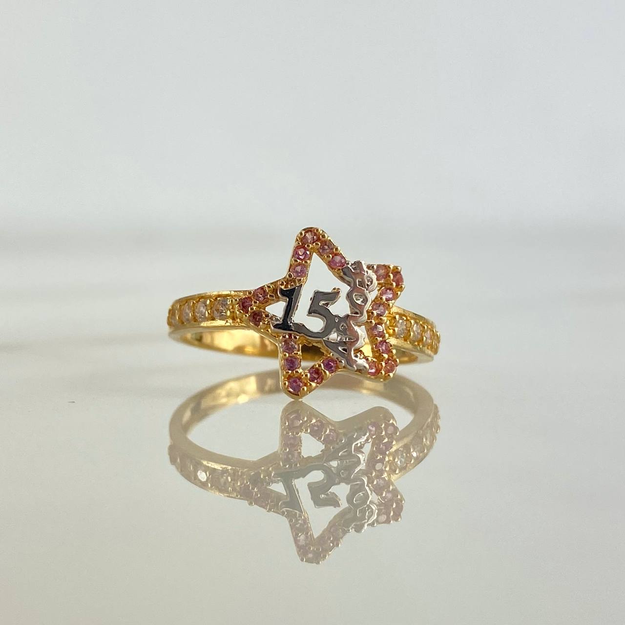 Anillo Estrella 15s 2.25gr / T6 1/4  / Circones Blancos Rosas Dos Oros Amarillo Blanco