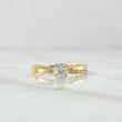 Anillo Solitario Carril Infinito 1.8gr / T6 3/4 / Circones Blancos Oro Amarillo 18K