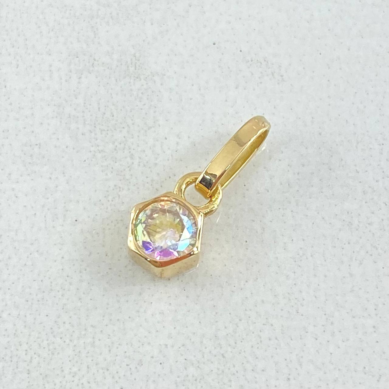 Dije Piedra Exagonal 0.7gr / 1.2cm / Nac.Esp. Oro 18K