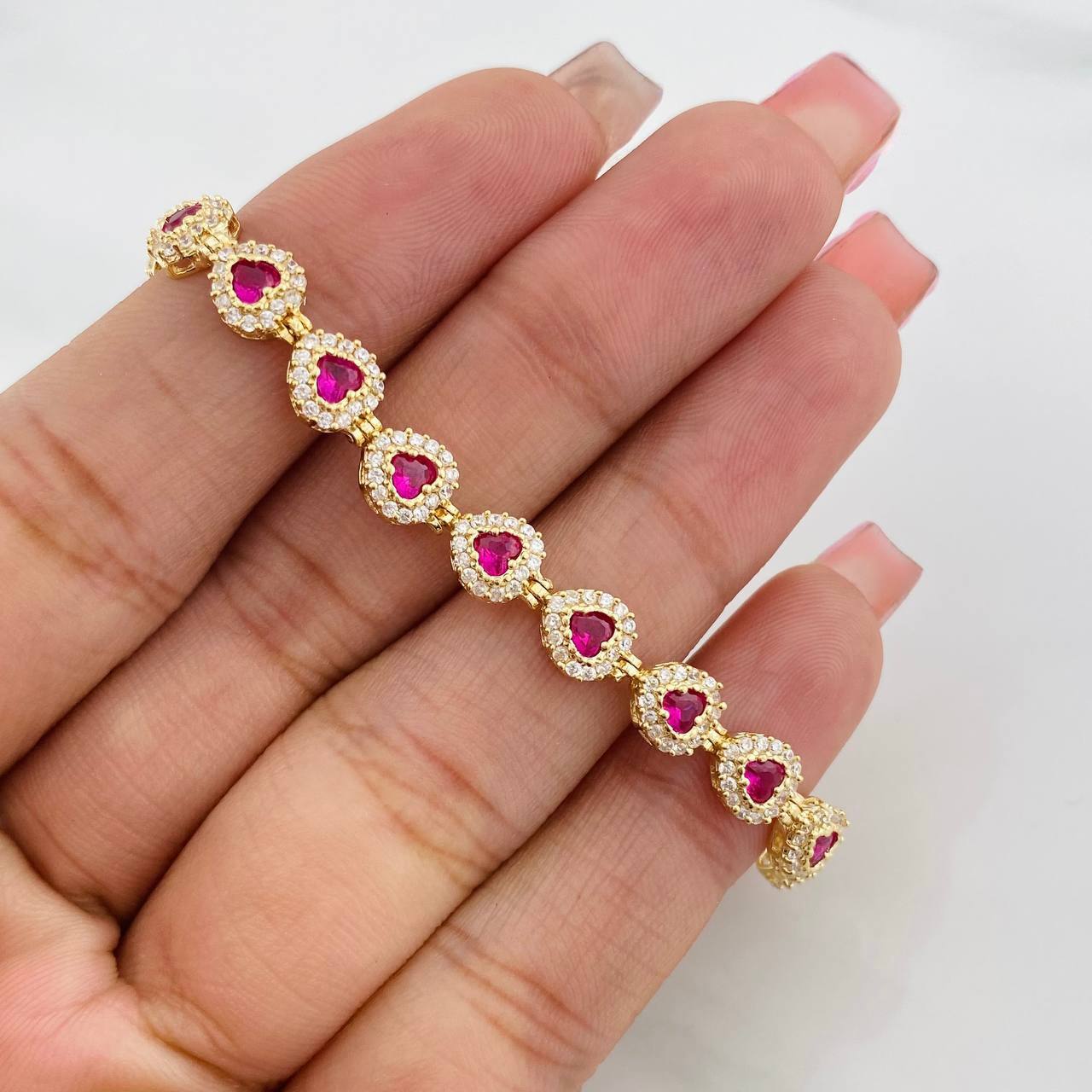 Pulso Tennis Corazon 11.5g / 16.05cm / 6.27mm Oro Amarillo 18K